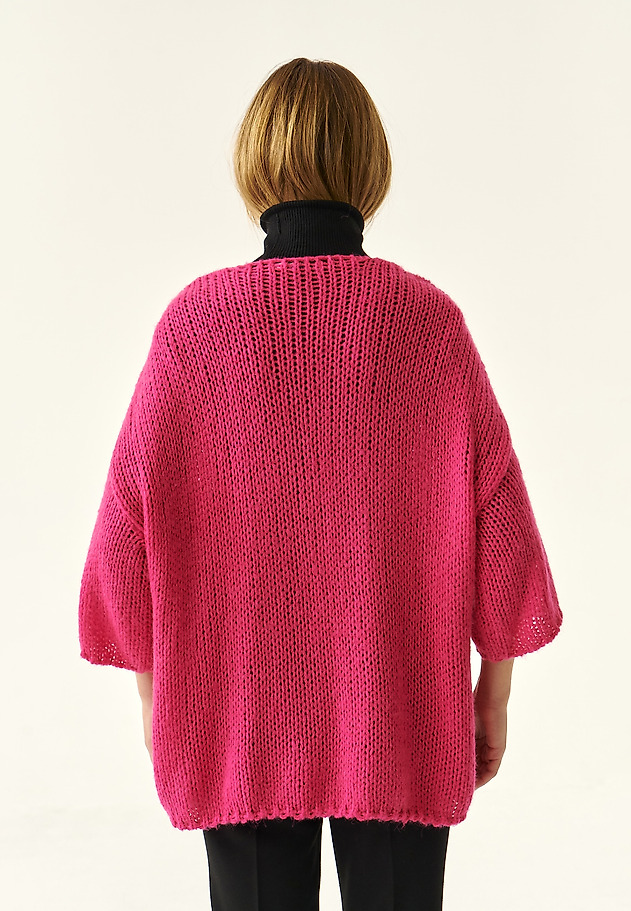 LOOSE SWEATER WITH VISIBLE WEAVE BAJANA LOOSE SWEATER WITH VISIBLE WEAVE BAJANA RÓŻOWY 4
