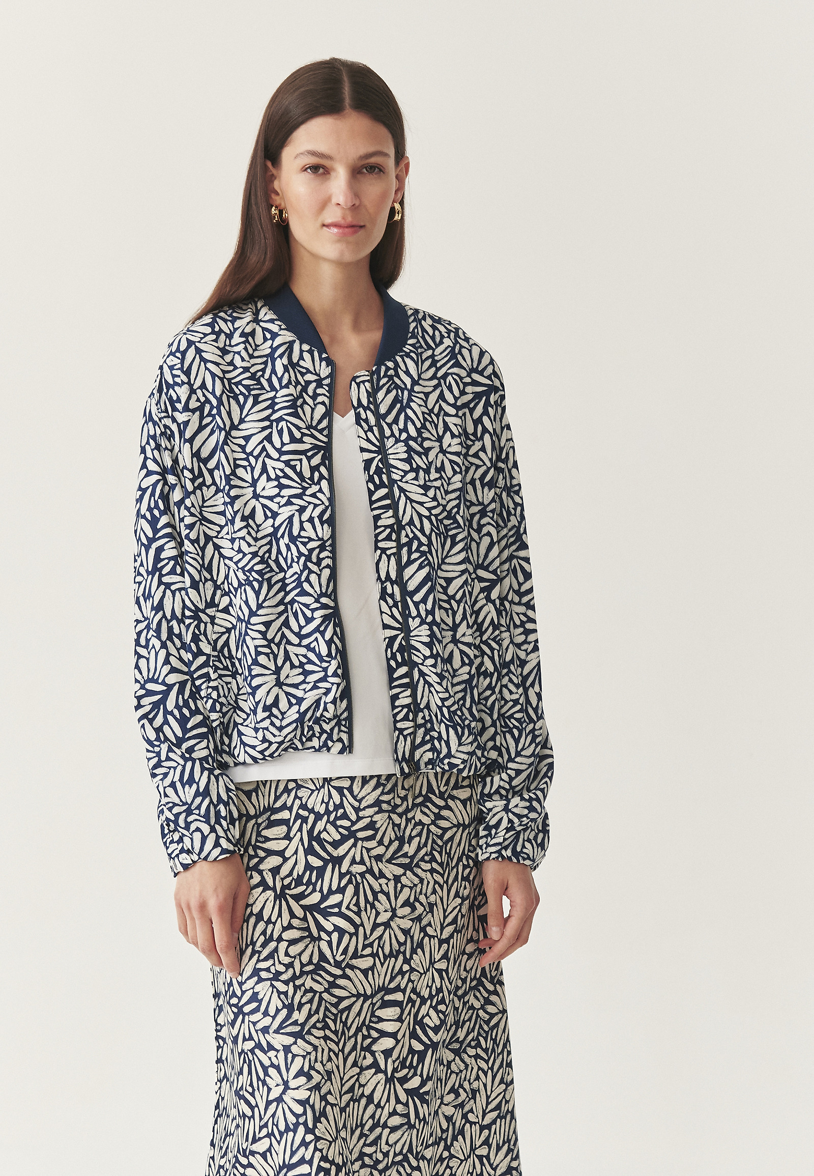 VISKOZNA BOMBER JAKNA - SERMIKO CZ VISKOZNA BOMBER JAKNA - SERMIKO CZ MODRA 112776
