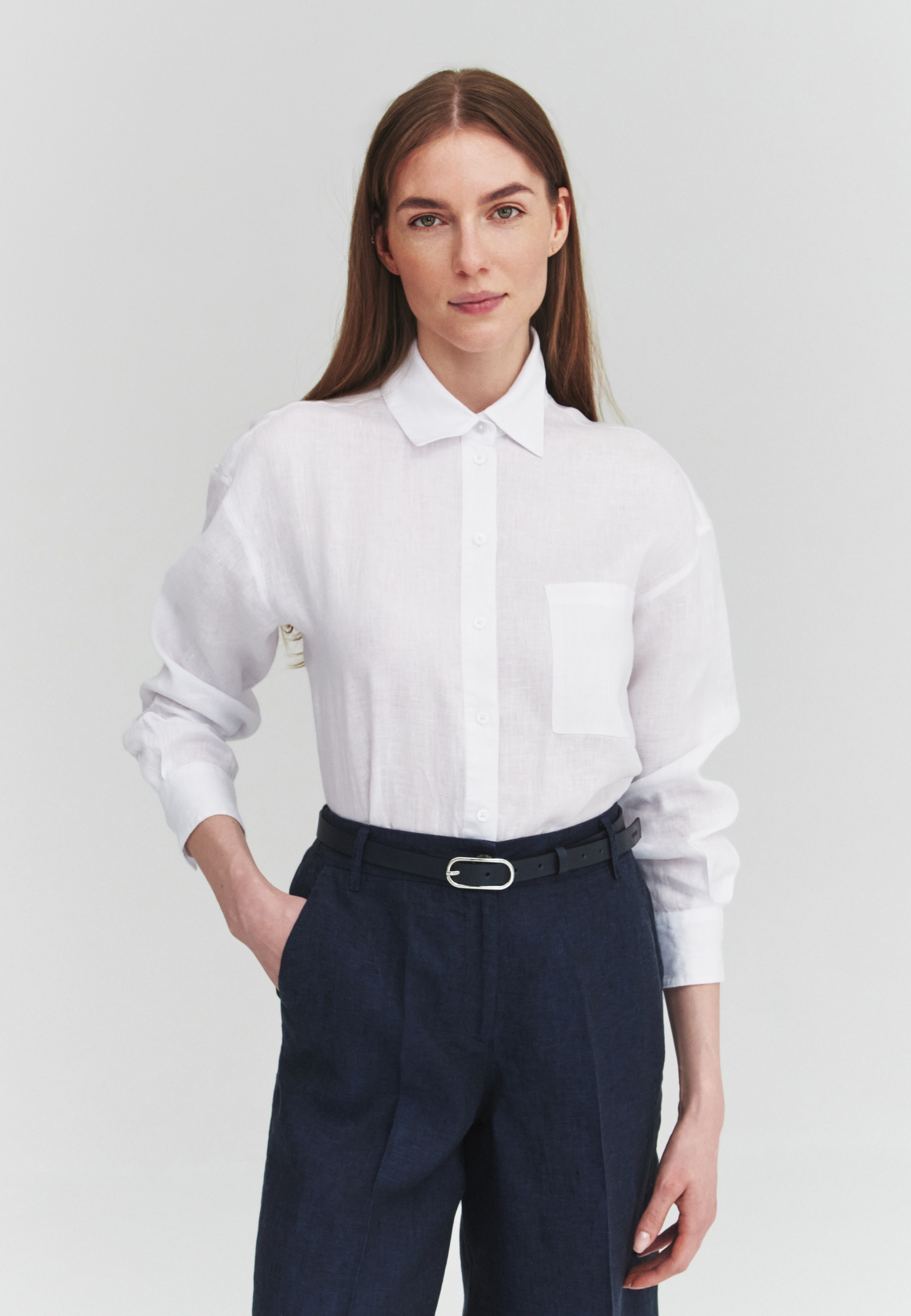 DÁMSKÝ KOŽENÝ OPASEK – LIKERO TMAVĚ MODRÁ 2