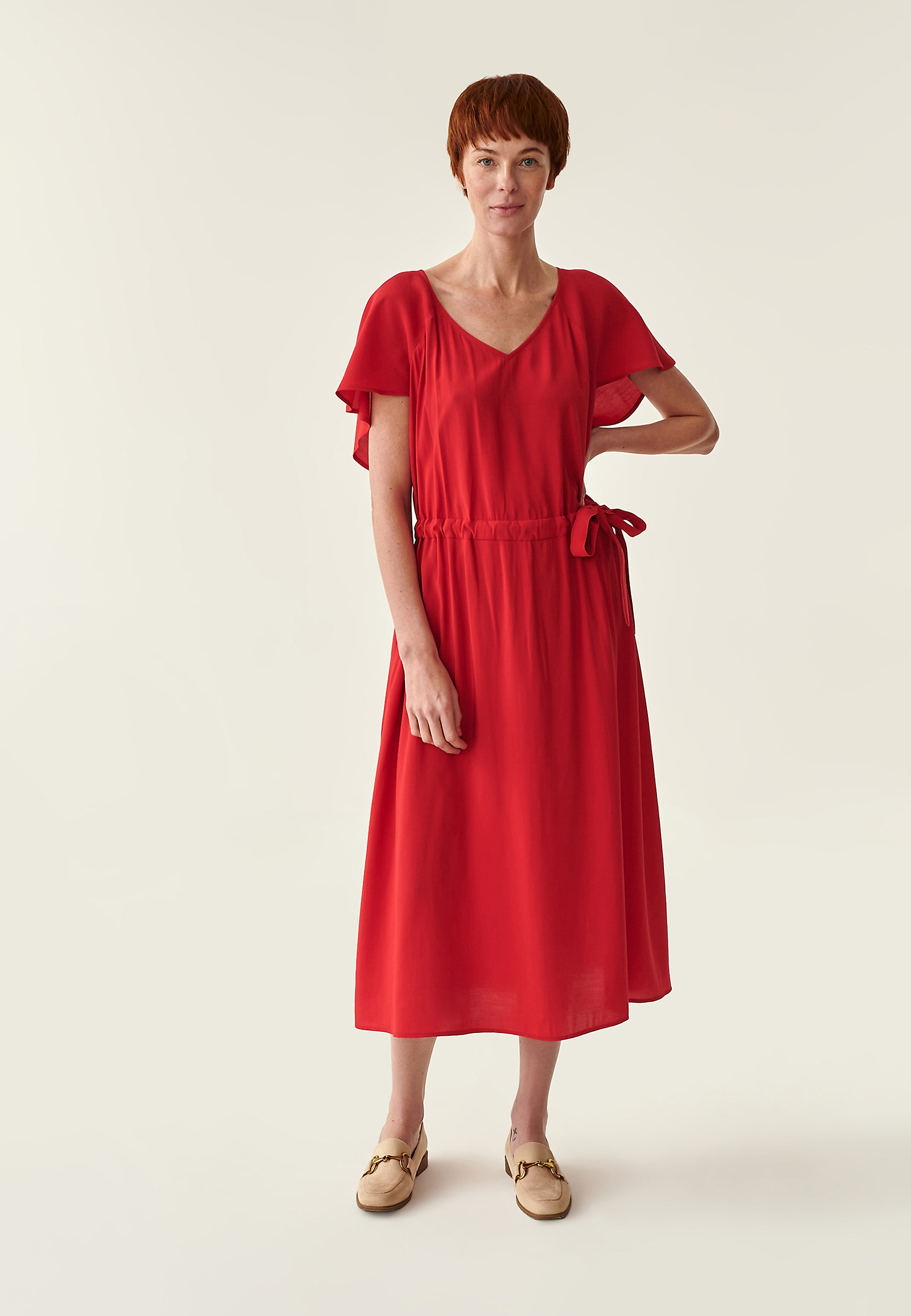 CZERWONA SUKIENKA MIDI OSTA CZERWONA SUKIENKA MIDI OSTA CZERWONY 80012