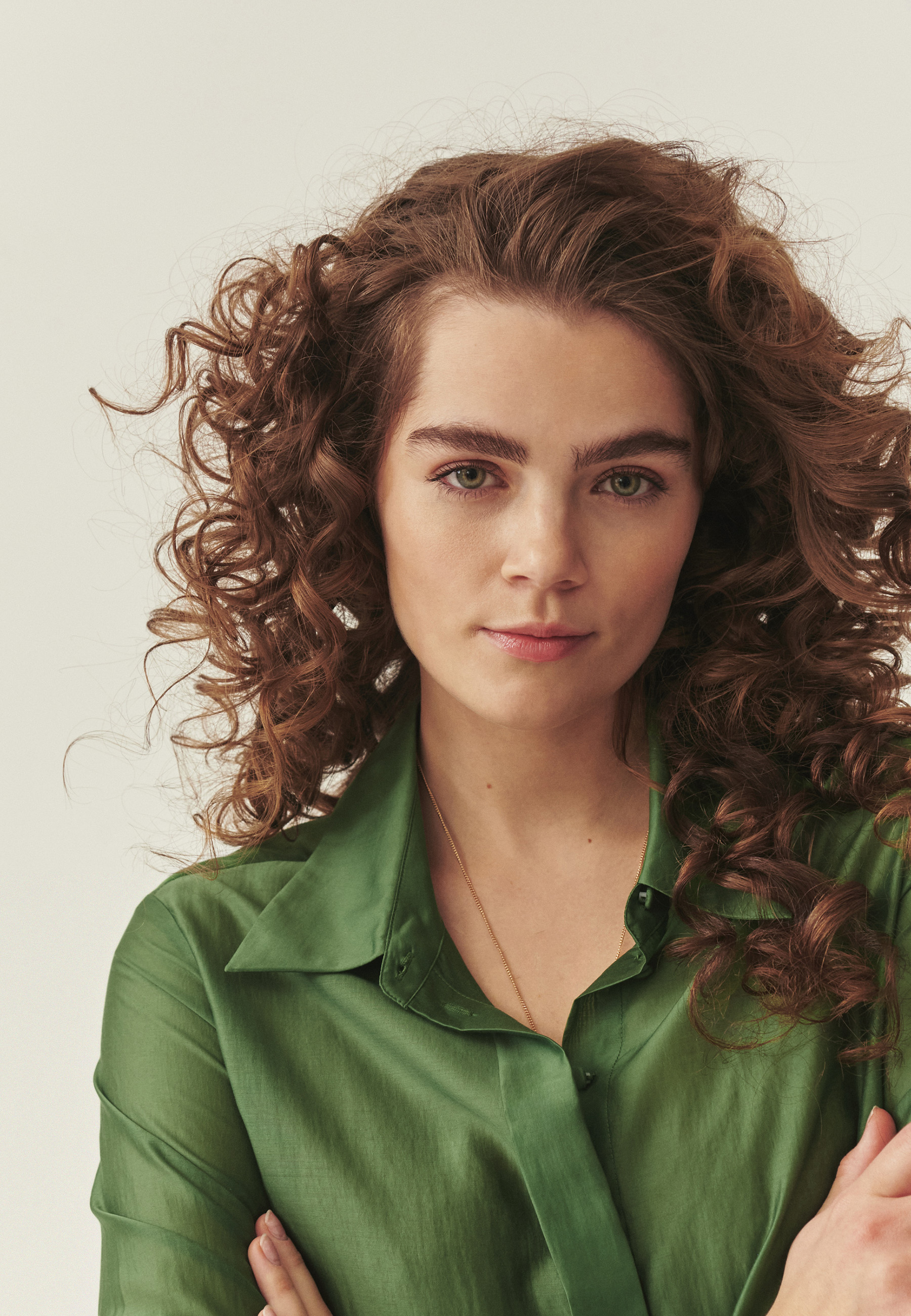 ELEGANCKA KOSZULA Z LYOCELLEM TENCEL™ - BERRA ZIELONY 2