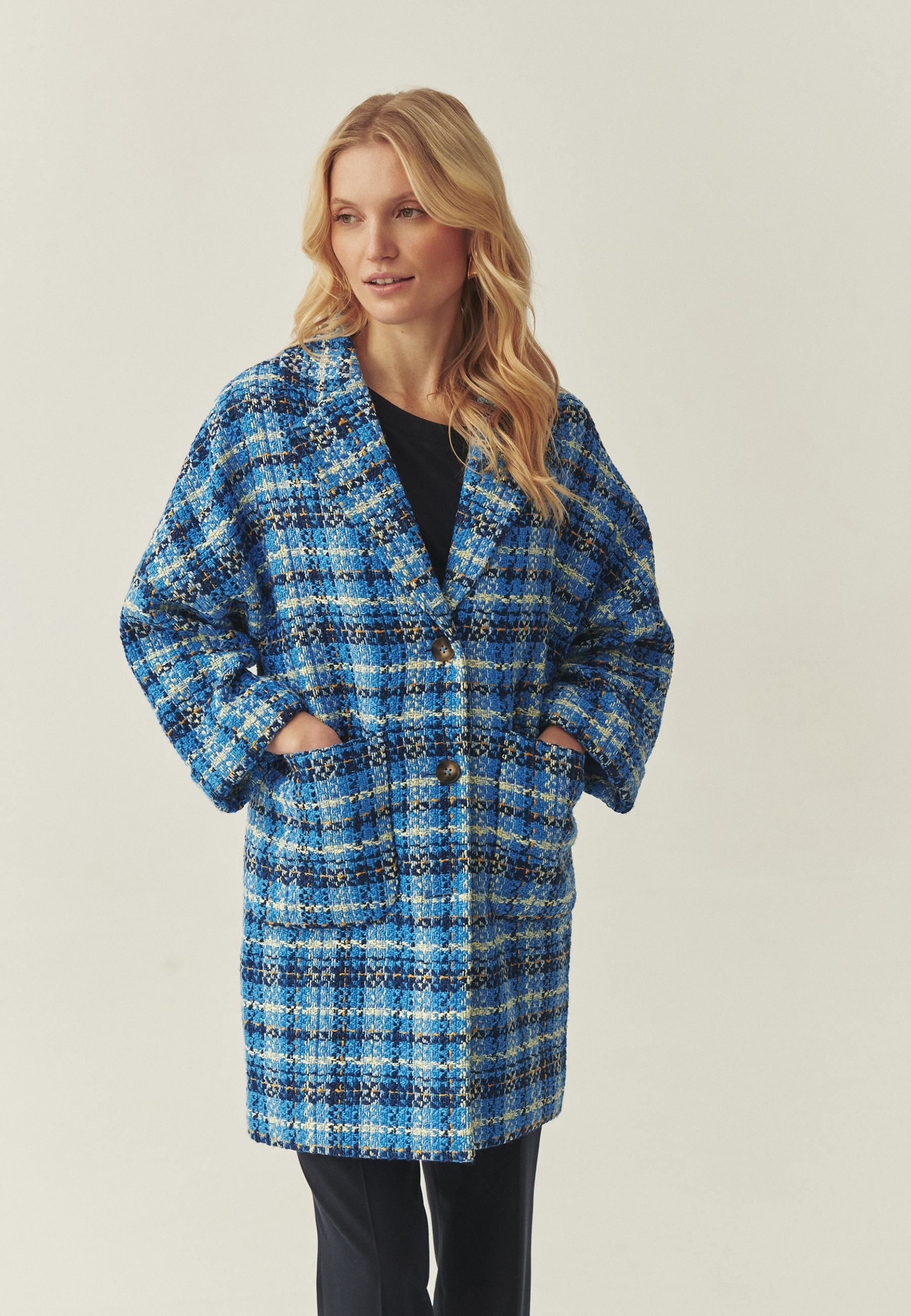 TKANINOWY PŁASZCZ W KRATKĘ - MORWIA