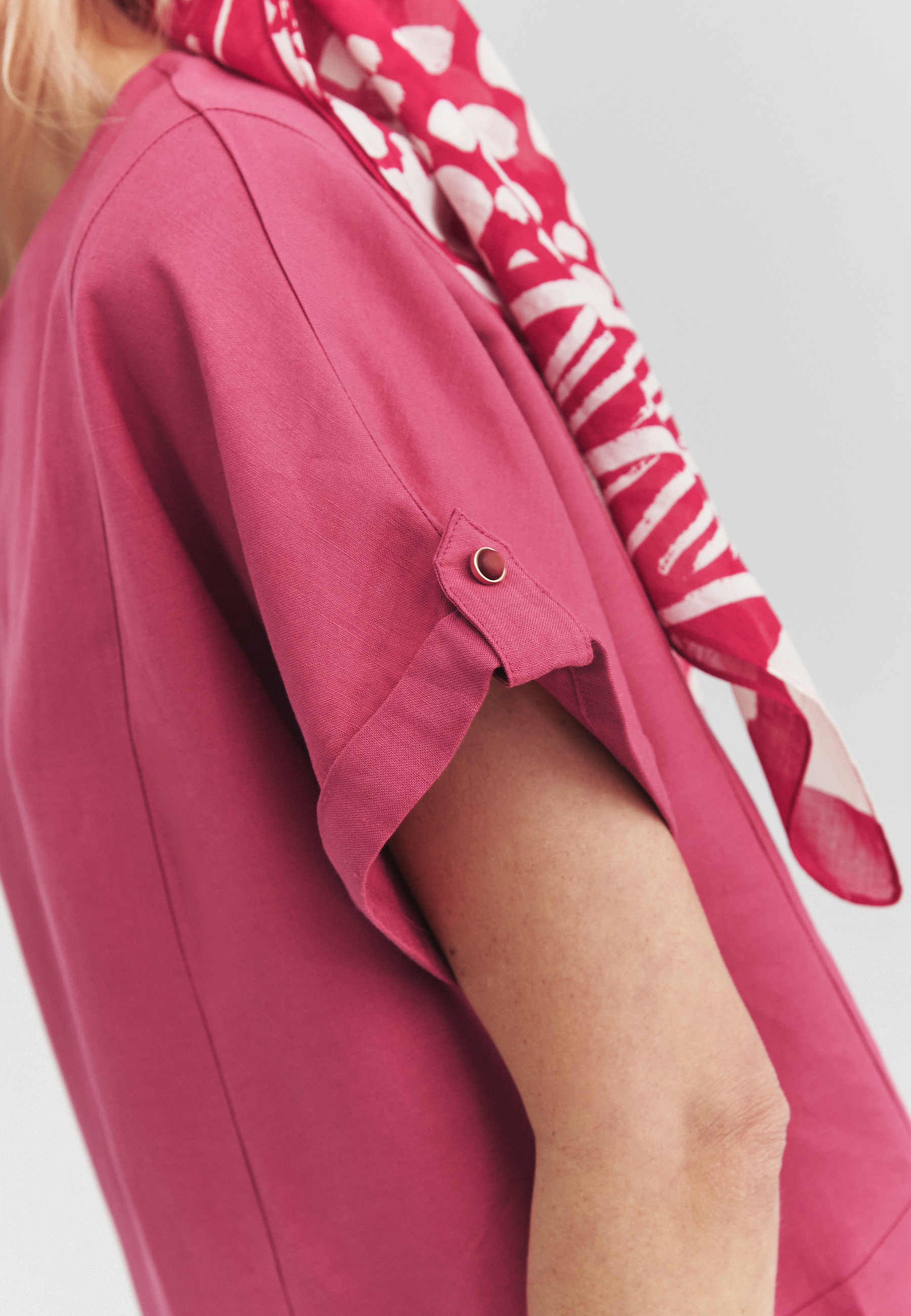 A LOOSE-FIT DRESS WITH LINEN - ANAIS