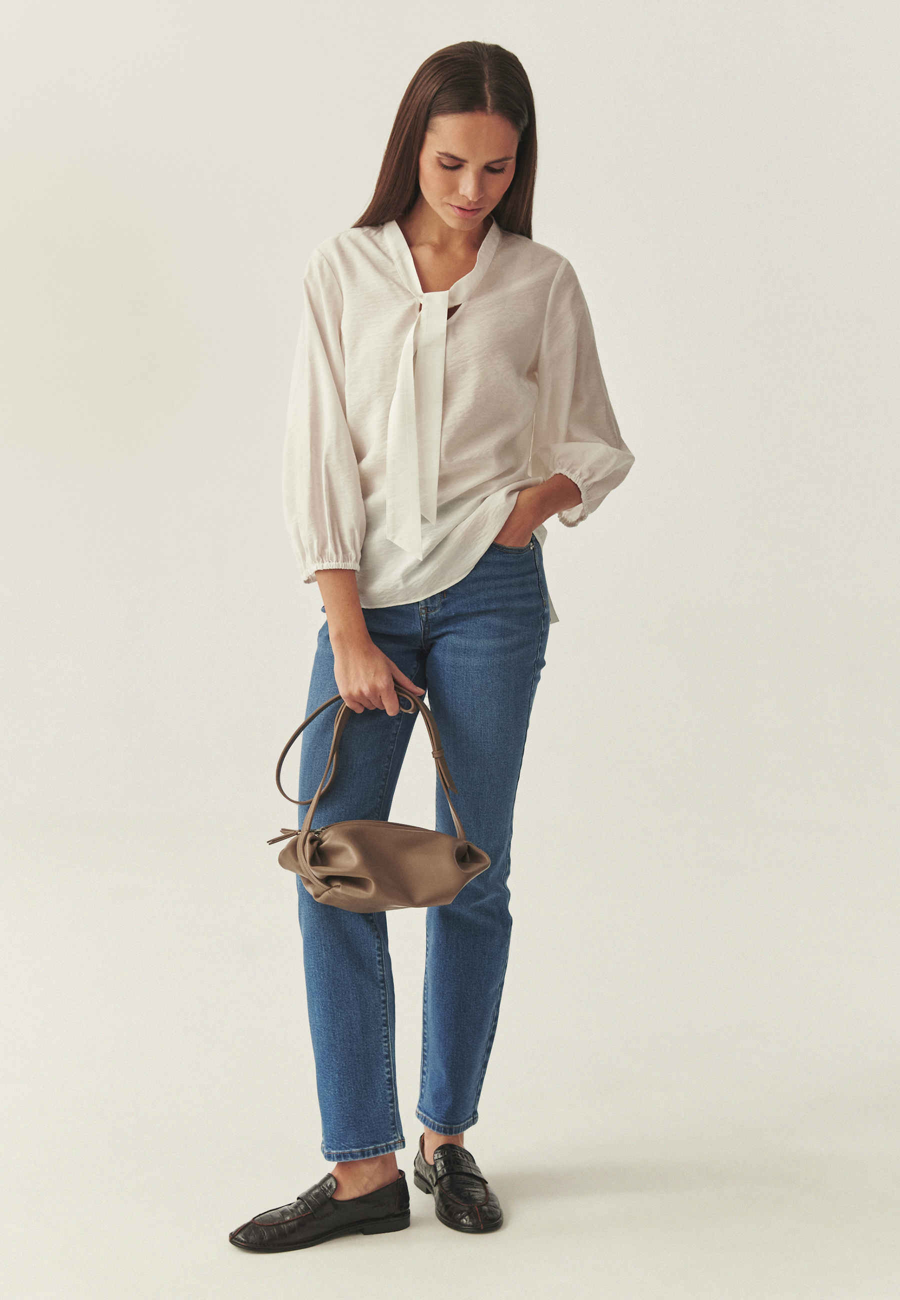 COMPACT WOMEN'S BAG - MALENE BEIGE 2