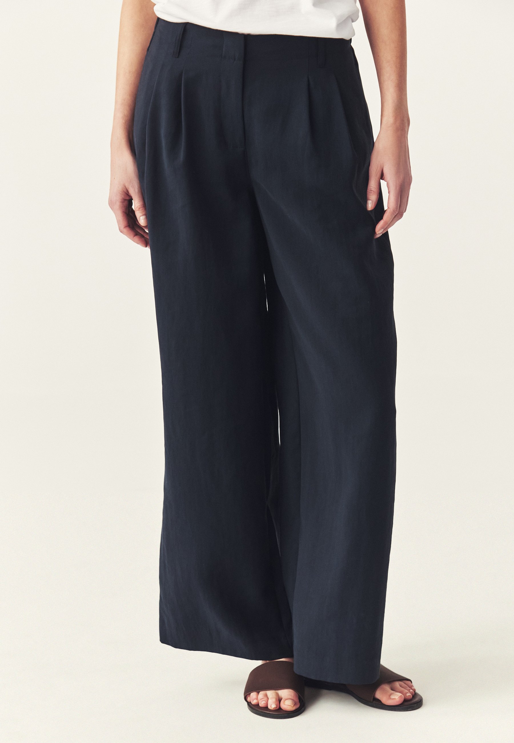 LÁTKOVÉ NOHAVICE S VISKÓZOU – ZAROKINE