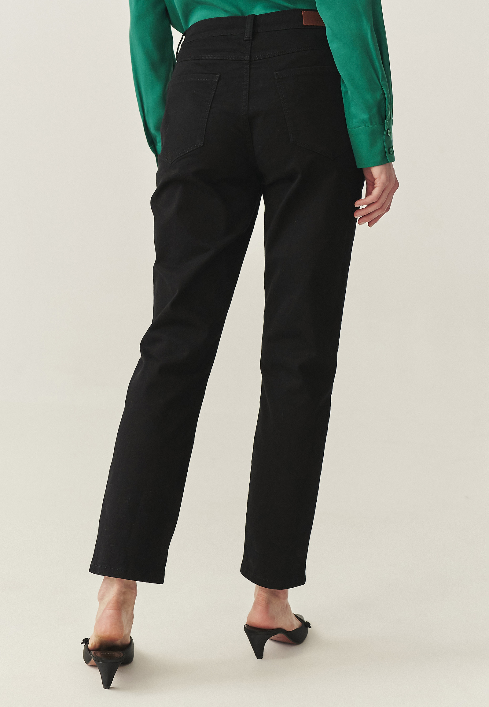DENIMOWE SPODNIE SLIM FIT - YOKO 2 DENIMOWE SPODNIE SLIM FIT - YOKO 2 CZARNY 114684