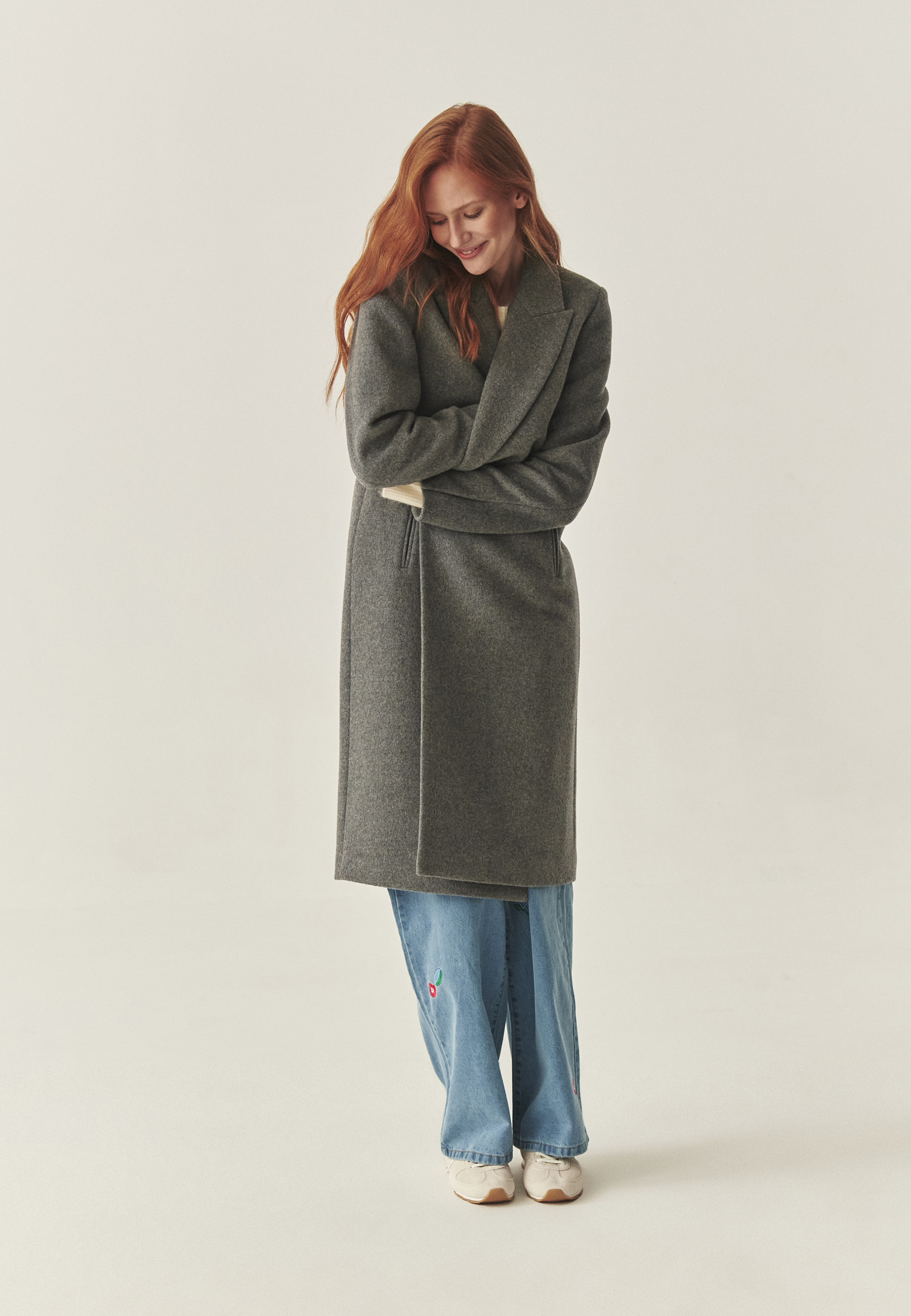 Eleganten volnen plašč - SONIA 1 SIVA 2