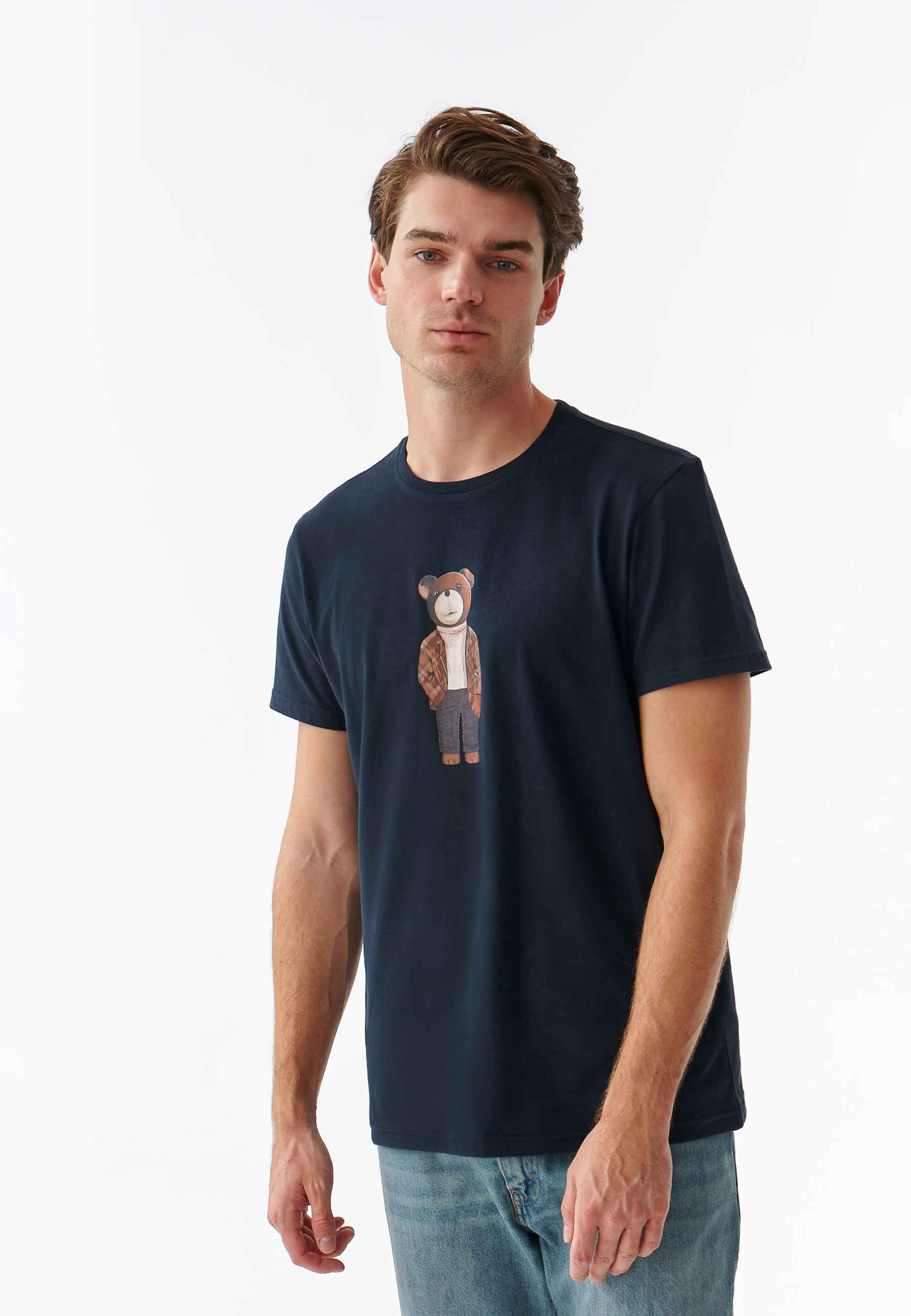 PÁNSKÉ TRIČKO S VÝŠIVKOU MEDVÍDKA UŠÁČKA MIKIN