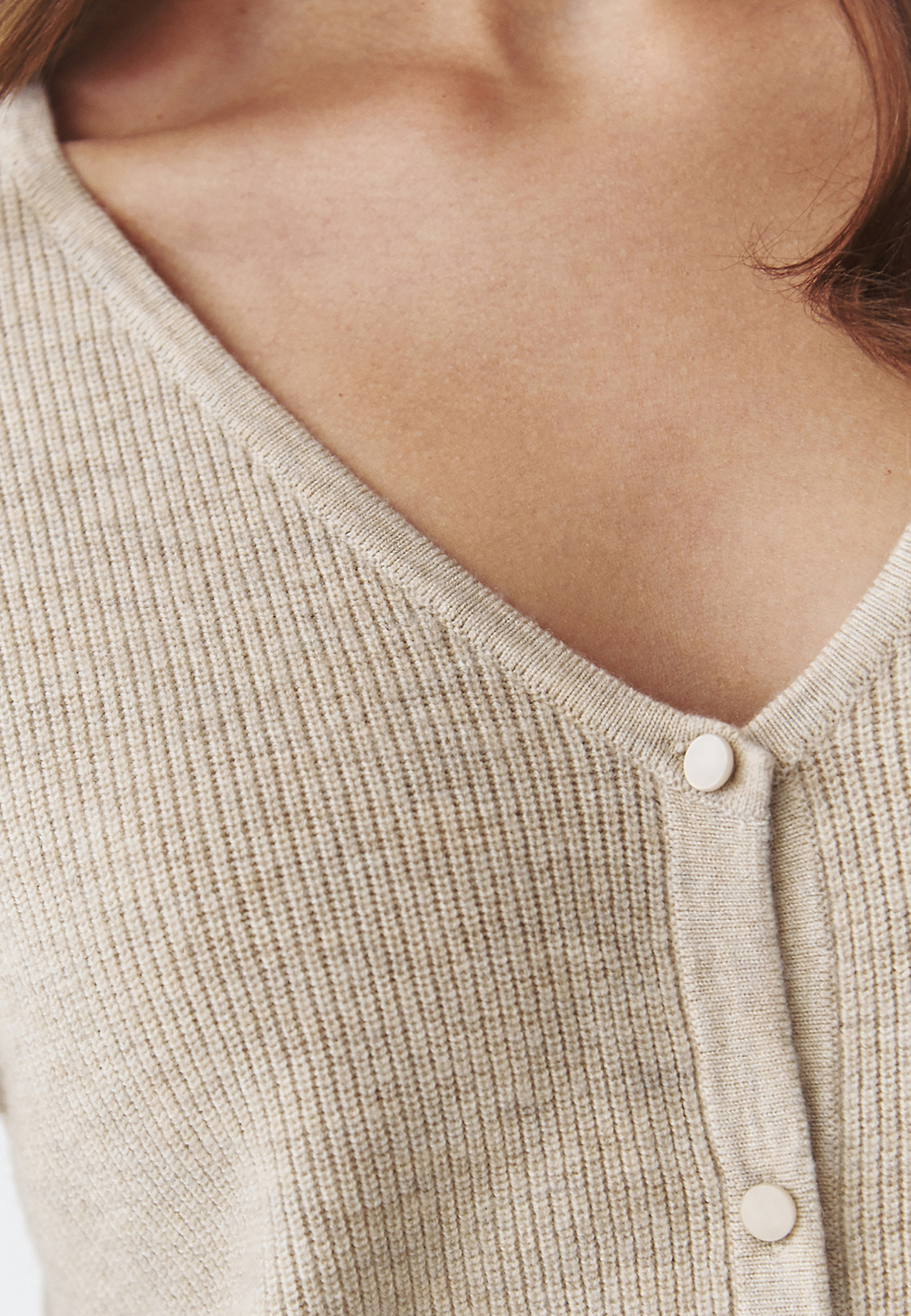 LADIES' UNBUTTONED JUMPER IN MERINO WOOL — ELLA LADIES' UNBUTTONED JUMPER IN MERINO WOOL — ELLA BEIGE 104875