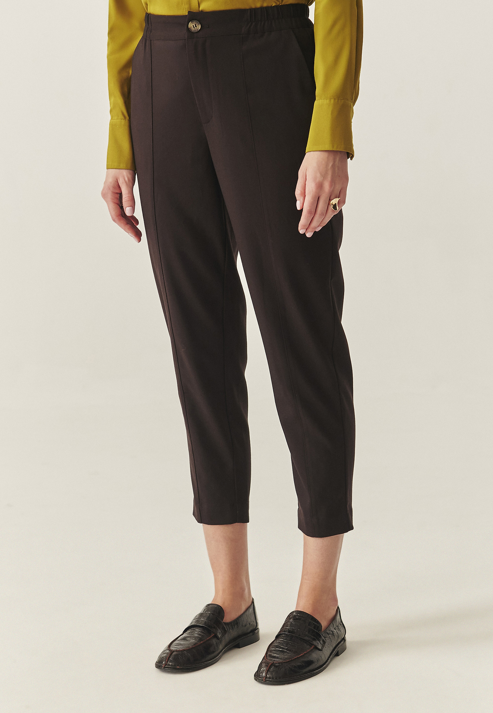 CIGARETE CLASICE CU CULOARE DE CIOCOLATĂ NEAGRĂ - DARLINO 1 CIGARETE CLASICE CU CULOARE DE CIOCOLATĂ NEAGRĂ - DARLINO 1 MARO 117536