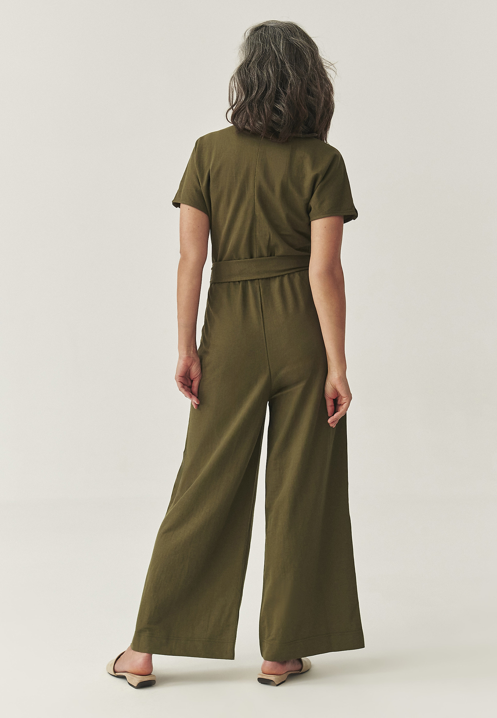 LOOSE-FITTING VISCOSE JUMPSUIT - KOREKI LOOSE-FITTING VISCOSE JUMPSUIT - KOREKI KHAKI 110589