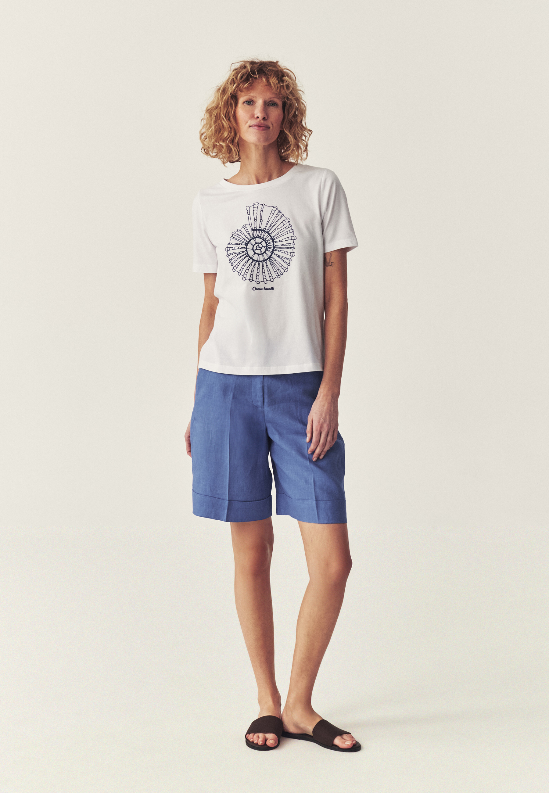 PANTALONI SCURȚI DIN IN, CU DUNGĂ - NAKOMOS ALBASTRU 2