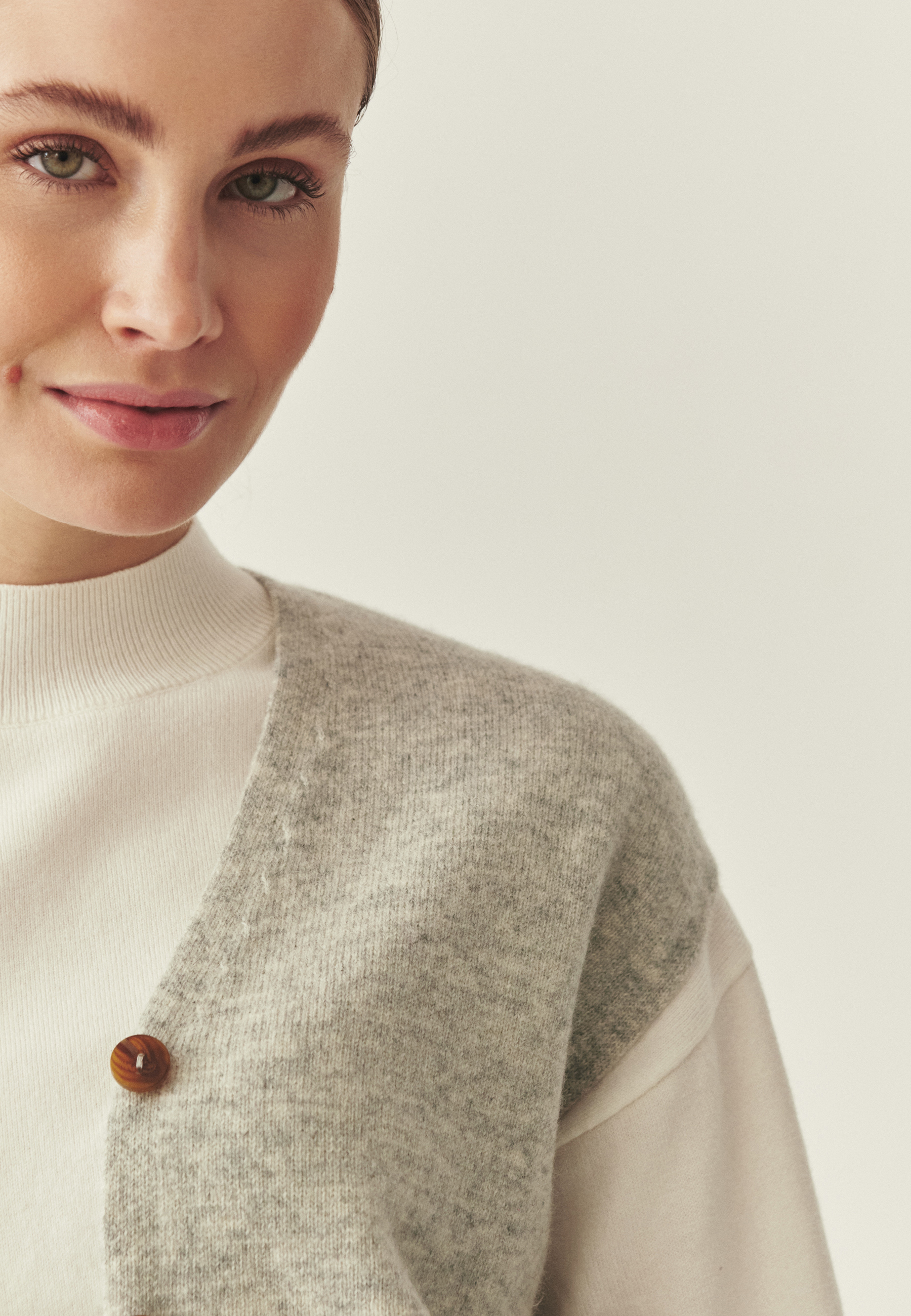 WEŁNIANA KAMIZELKA - ELVA