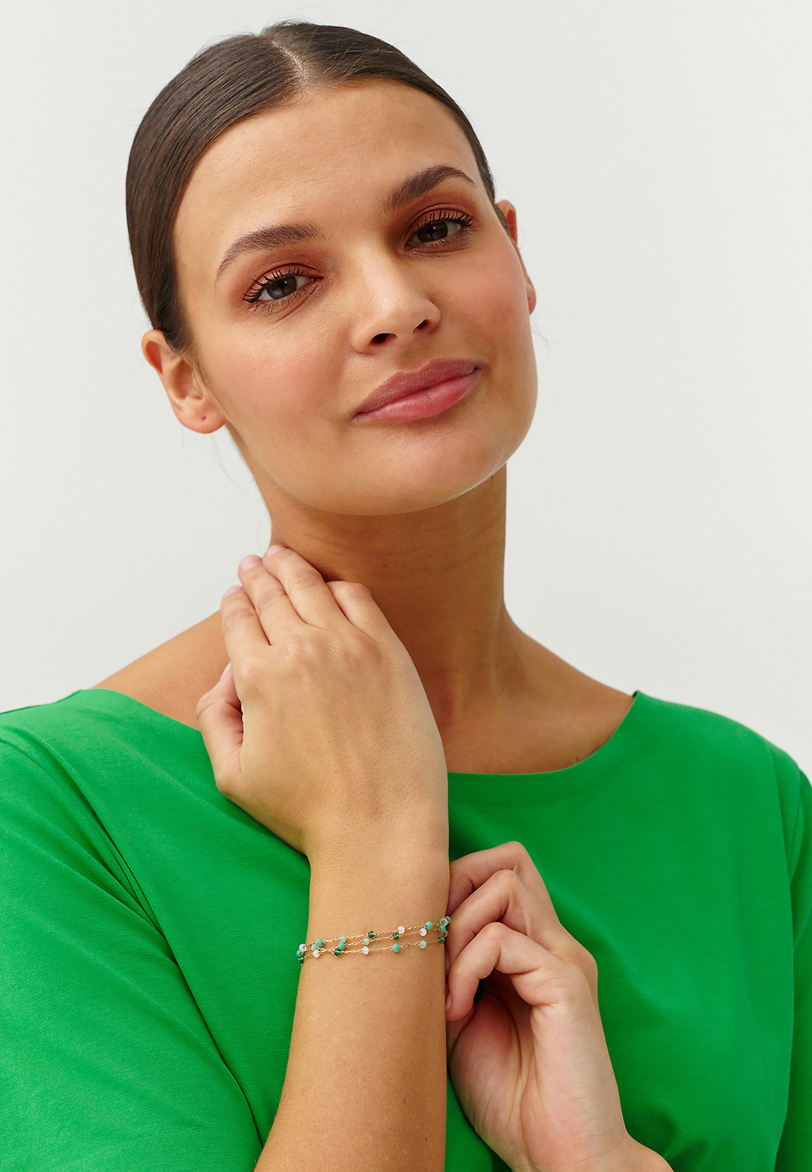 LADIES’ CLASSIC SHORT-SLEEVED BLOUSE - MIKAJA 1 LADIES’ CLASSIC SHORT-SLEEVED BLOUSE - MIKAJA 1 GREEN 94466