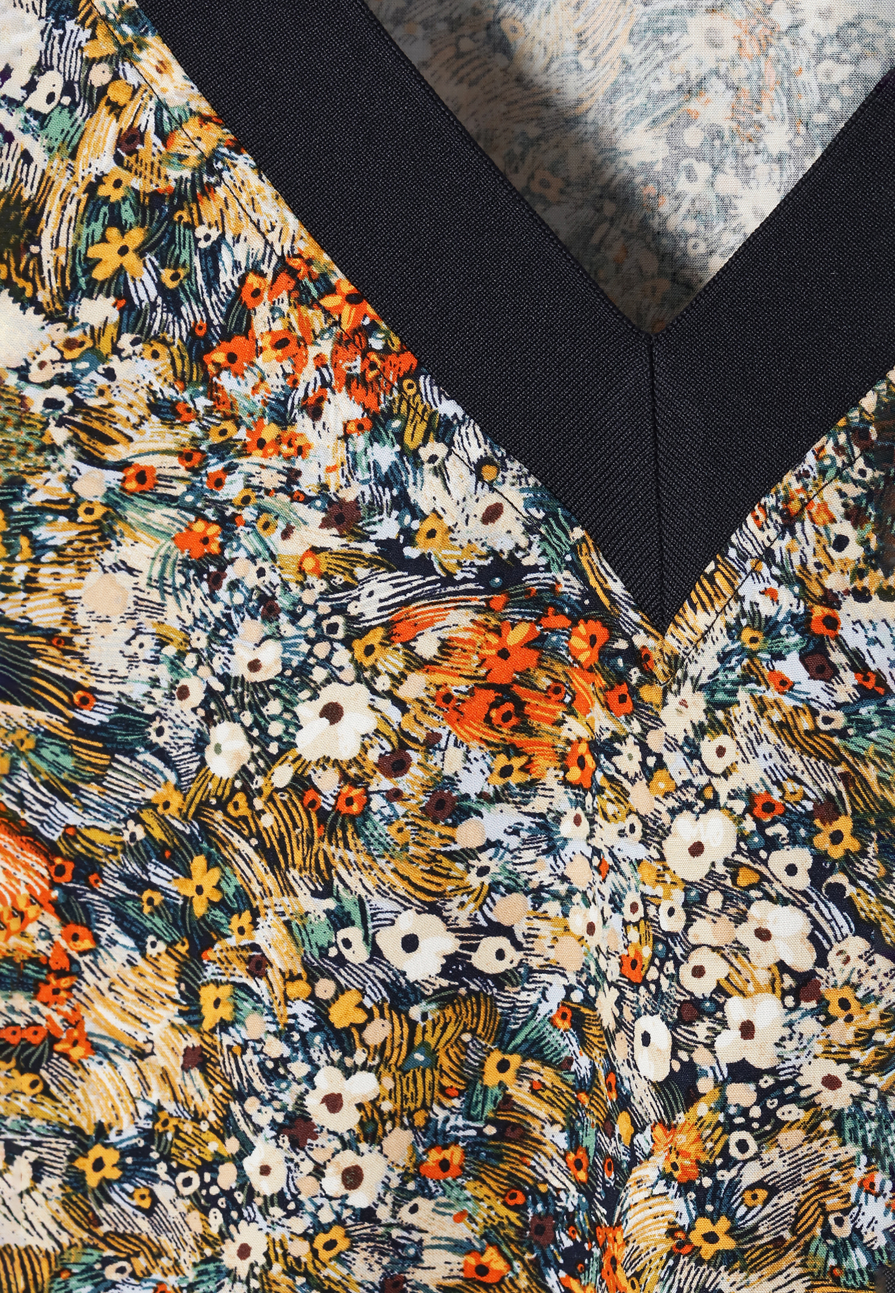 VZOROVANÁ DÁMSKÁ HALENKA WIKAMI 1 VÍCEBAREVNÝ 2