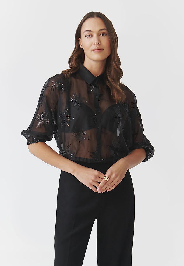 LADIES' SHORT WOVEN SHIRT WITH SEQUIN PATTERN — BRINI LADIES' SHORT WOVEN SHIRT WITH SEQUIN PATTERN — BRINI BLACK 1