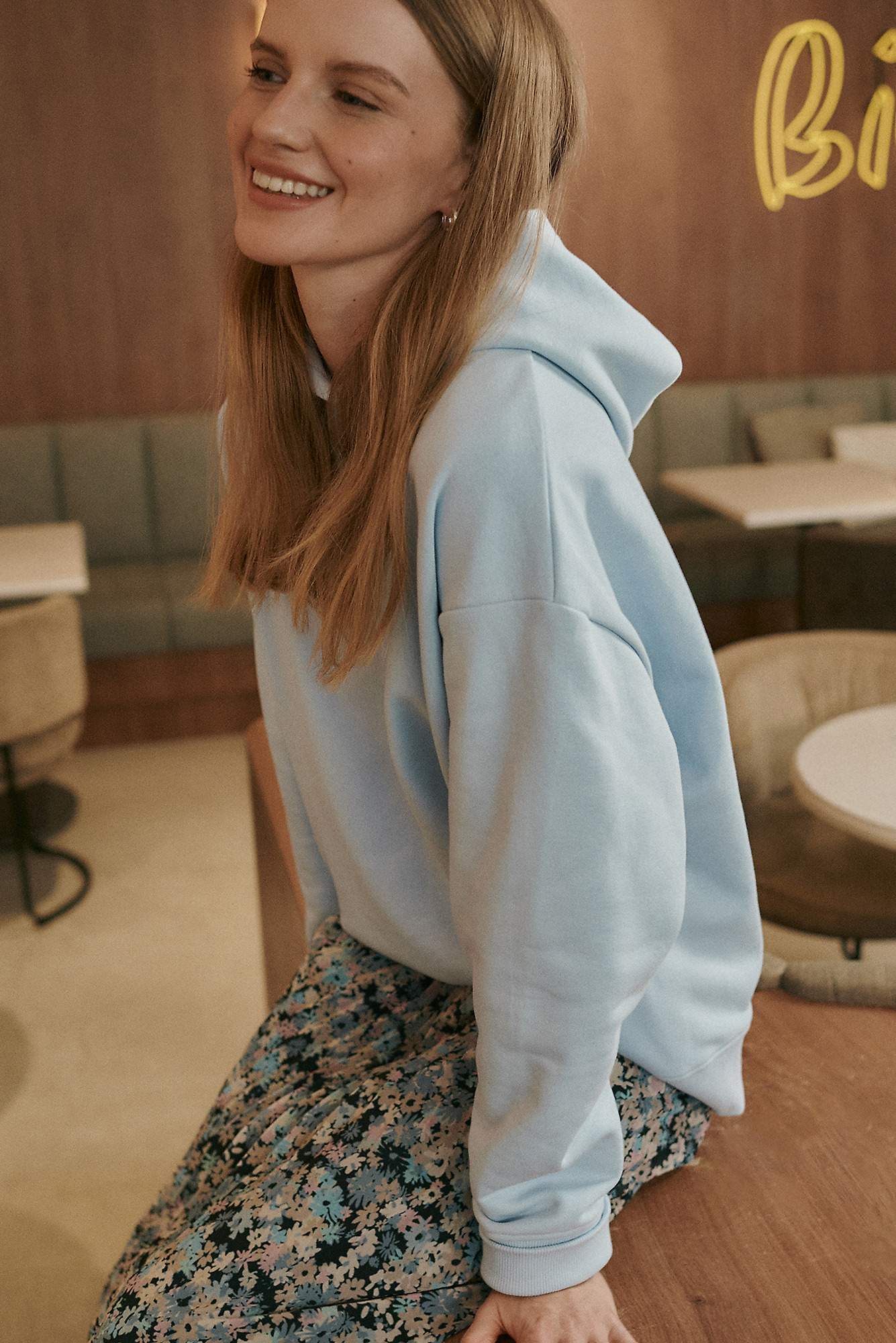 HANORAC PASTELAT CU GLUGĂ — NULA HANORAC PASTELAT CU GLUGĂ — NULA ALBASTRU 107696