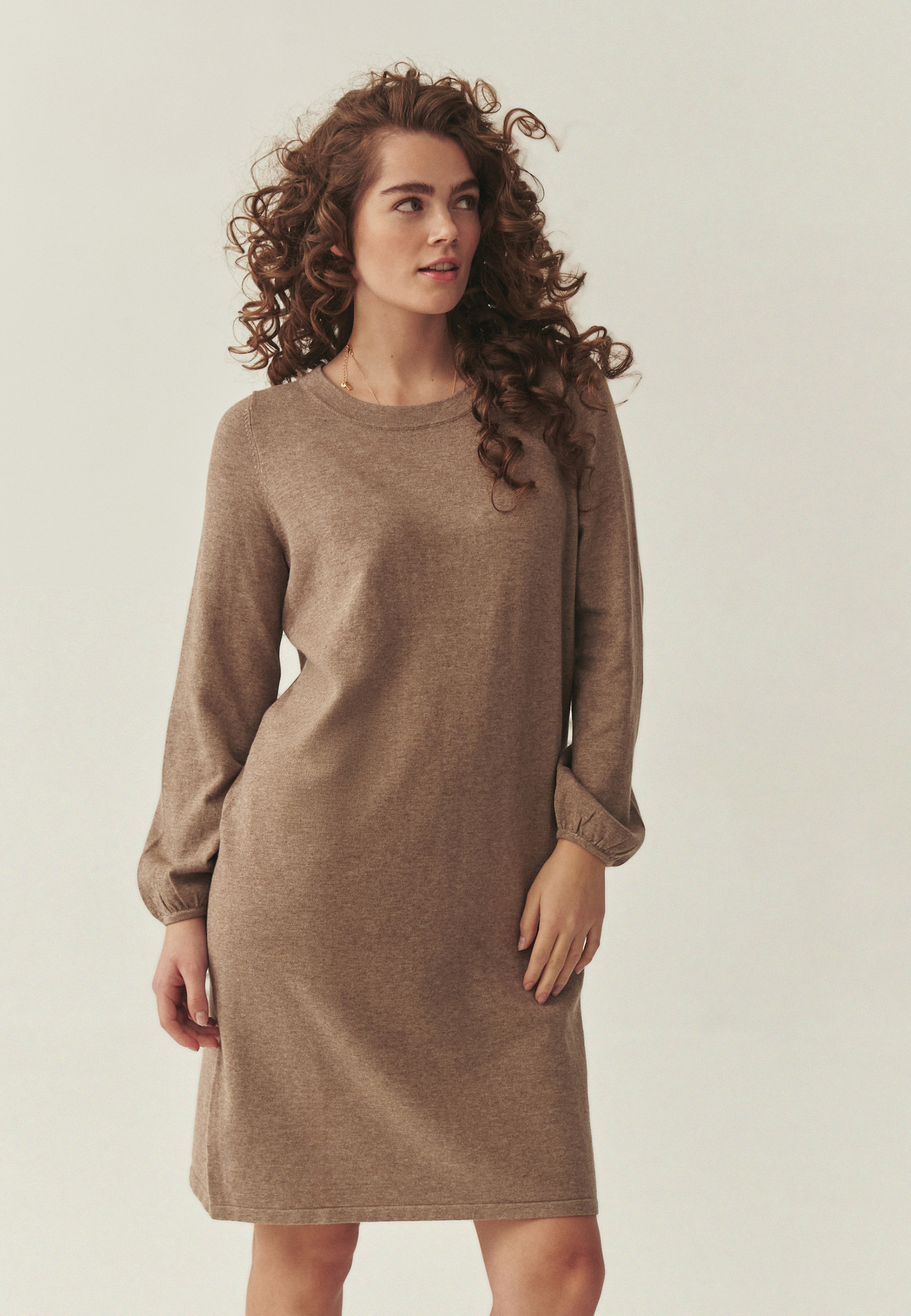 DZIANINOWA SUKIENKA Z BAWEŁNĄ - LUSA 1 BEŻOWY 2