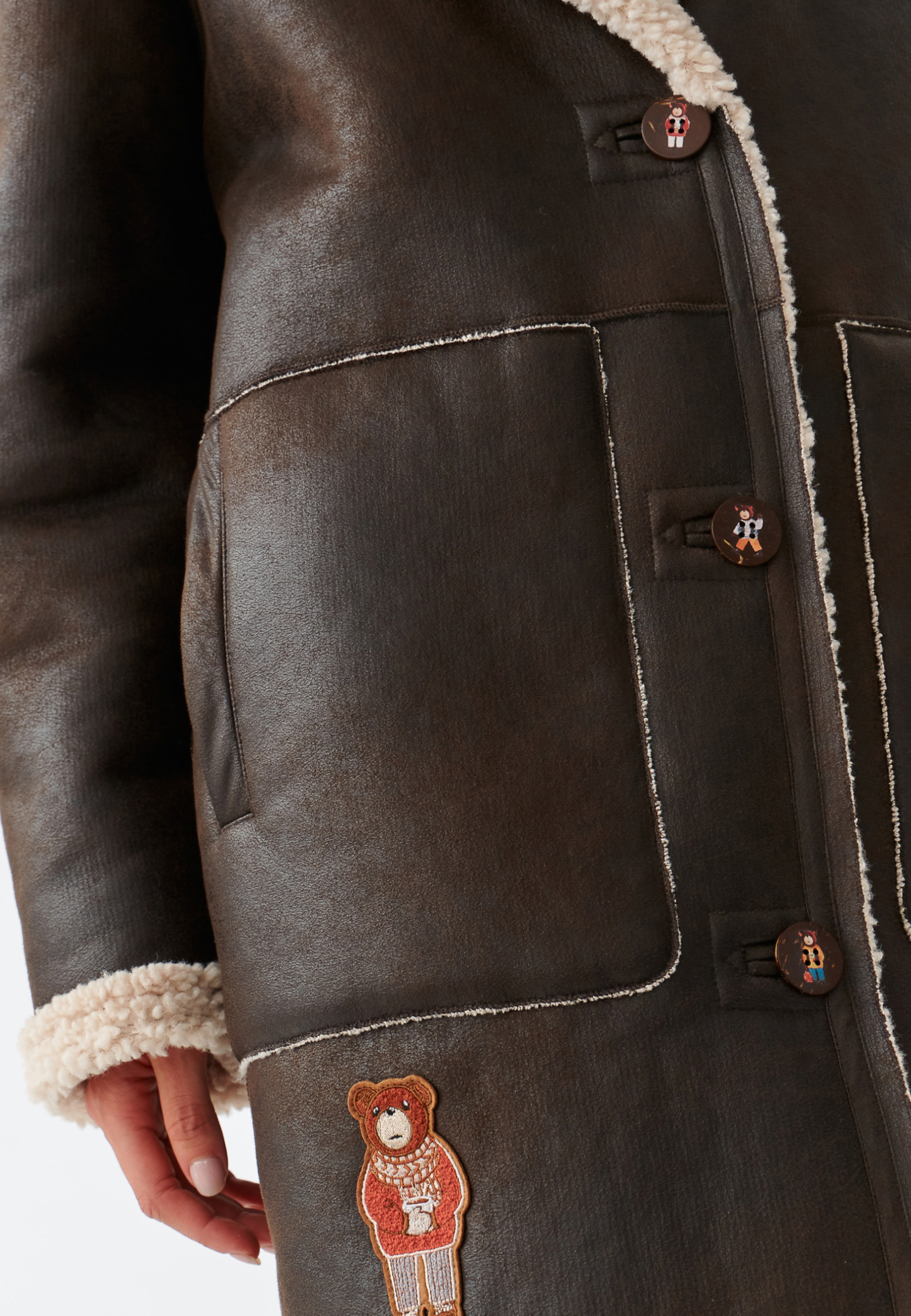 PALTON DE DAMĂ TRICOTAT TIP COJOC SARGANA