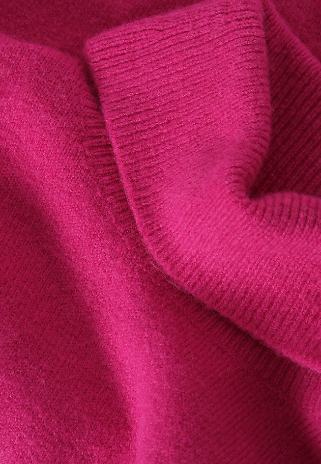 OVERSIZED LADIES’ SWEATER WITH A TURTLENECK WAMKO 1 OVERSIZED LADIES’ SWEATER WITH A TURTLENECK WAMKO 1 RÓŻOWY 7