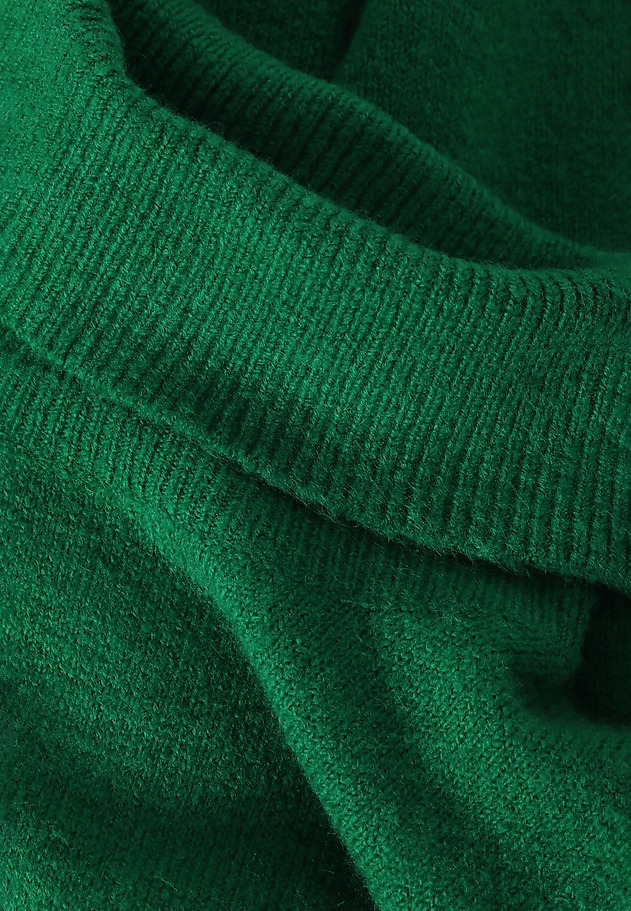OVERSIZOWY SWETER DAMSKI Z GOLFEM WAMKO 1 OVERSIZOWY SWETER DAMSKI Z GOLFEM WAMKO 1 ZIELONY 8