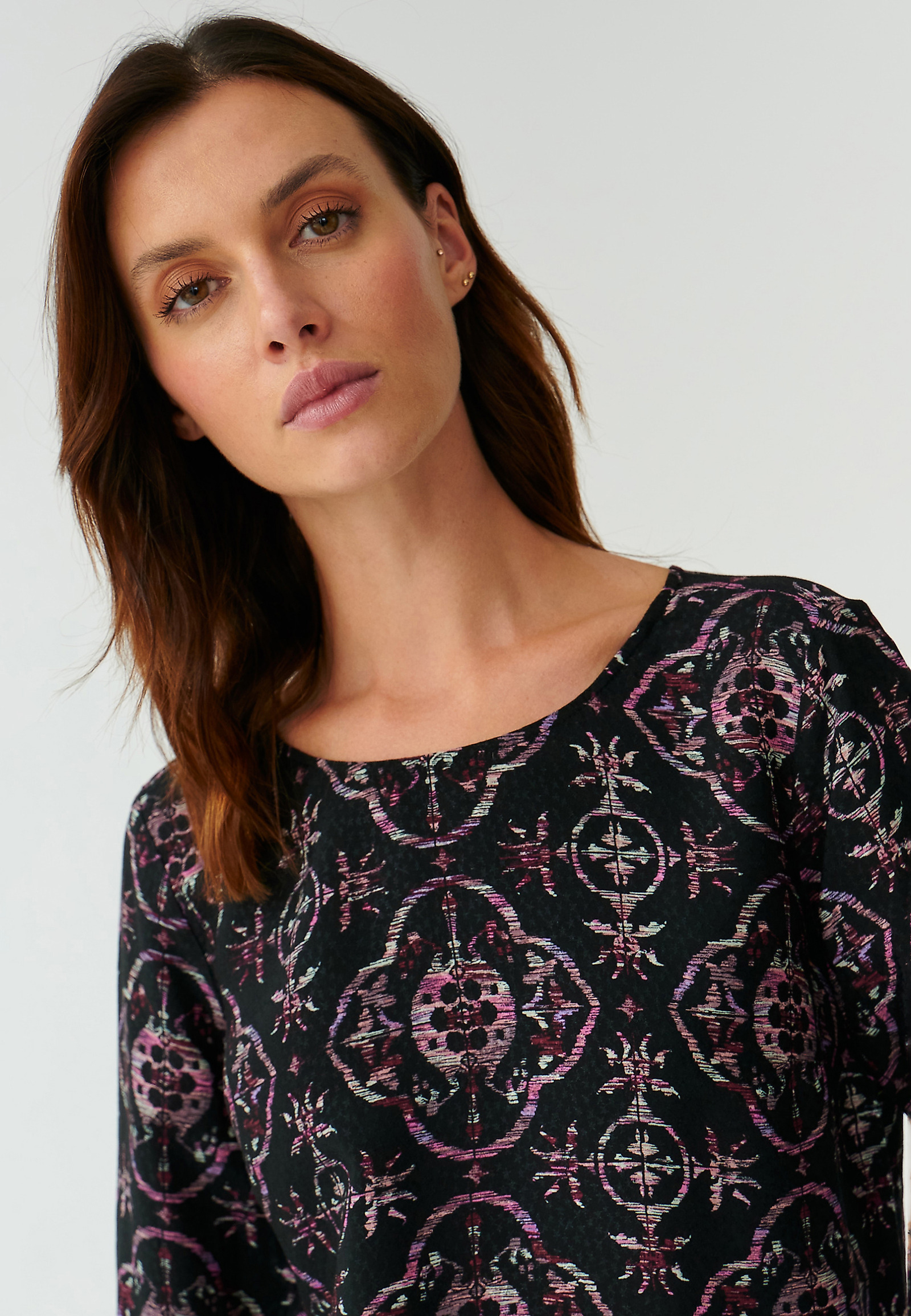PATTERNED LADIES’ BLOUSE TRIKA PATTERNED LADIES’ BLOUSE TRIKA MULTICOLOR 91557