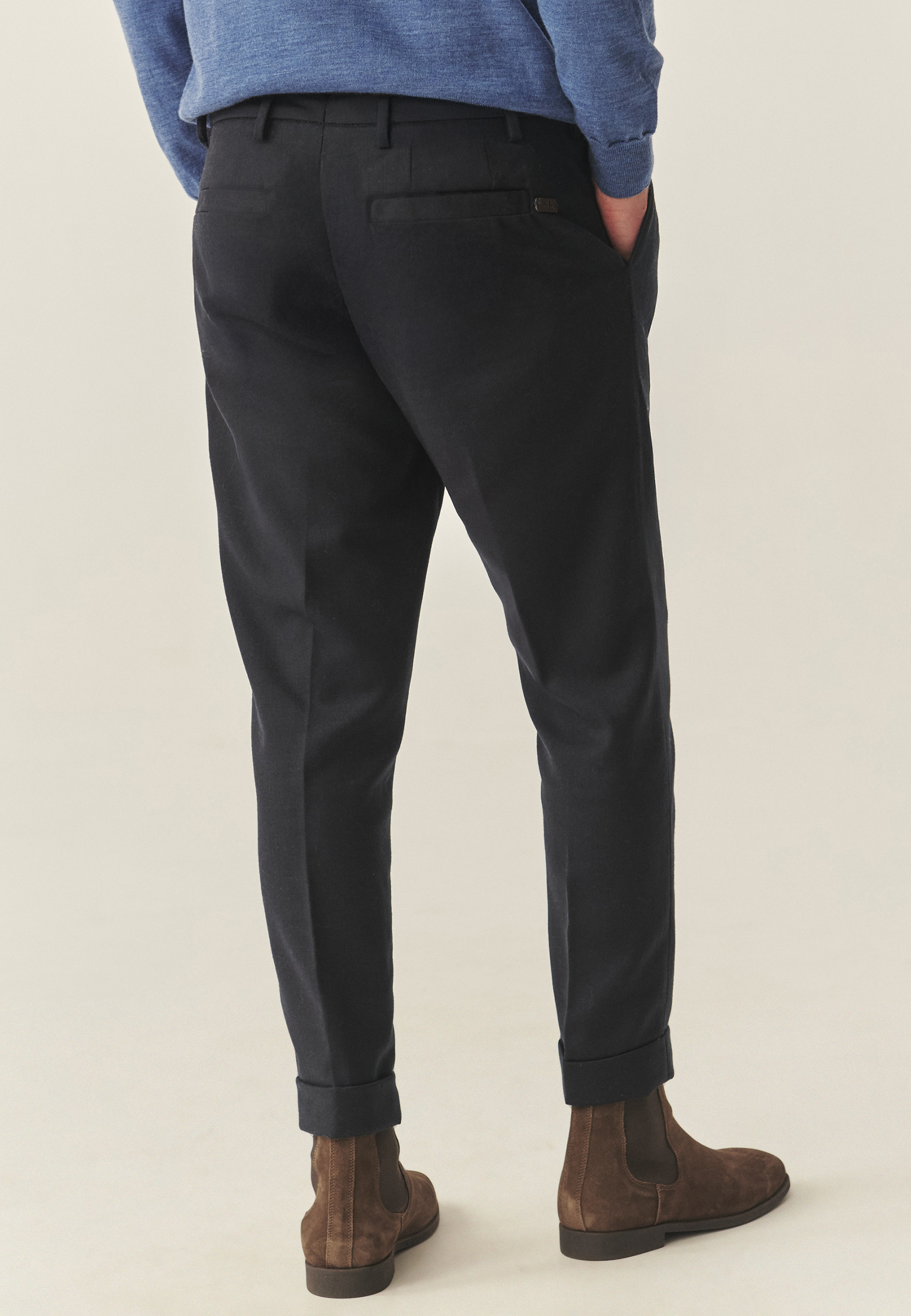 WEŁNIANE SPODNIE MĘSKIE Z KANTEM I MANKIETEM — ELOI 2 GRANATOWY 2