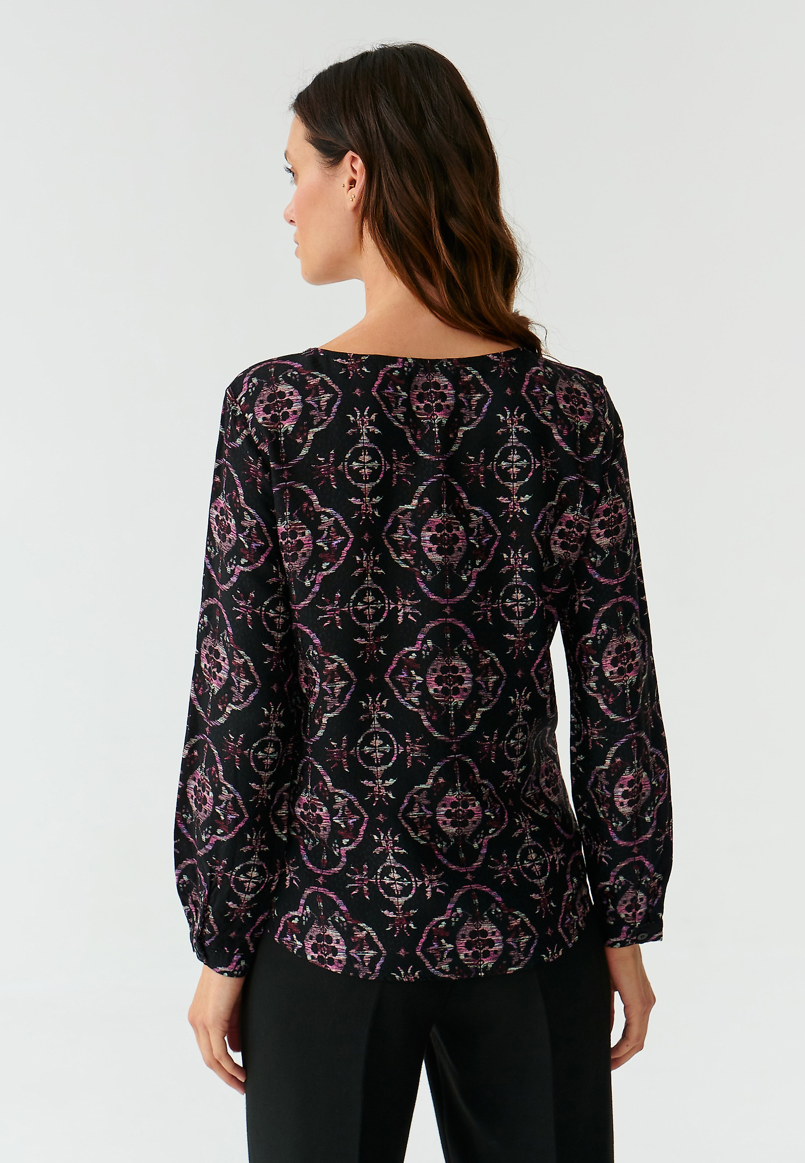 PATTERNED LADIES’ BLOUSE TRIKA PATTERNED LADIES’ BLOUSE TRIKA MULTICOLOR 91555