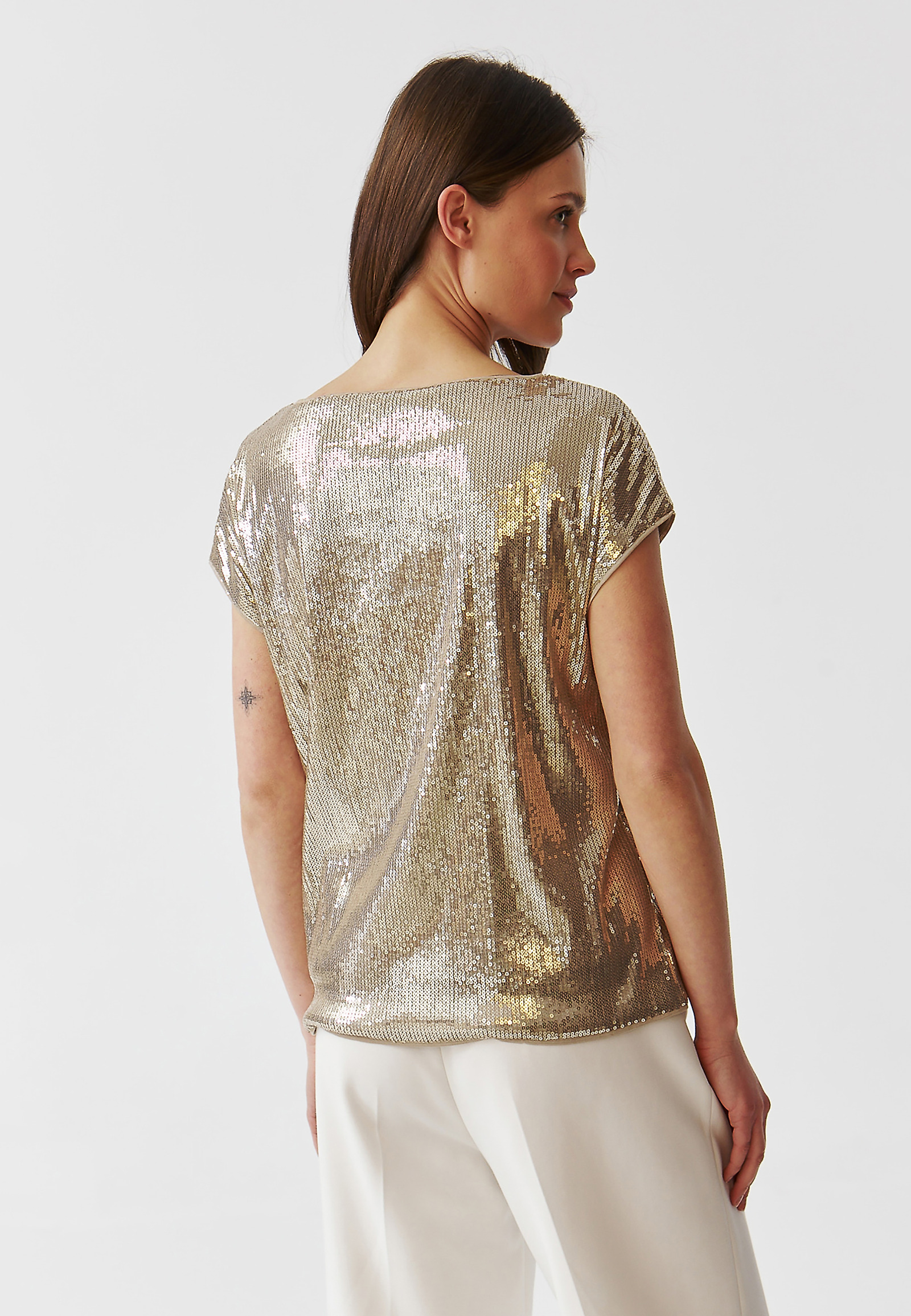 LADIES’ BLOUSE WITH SPARKLING SEQUINS - CEKINA LADIES’ BLOUSE WITH SPARKLING SEQUINS - CEKINA BEIGE 96309