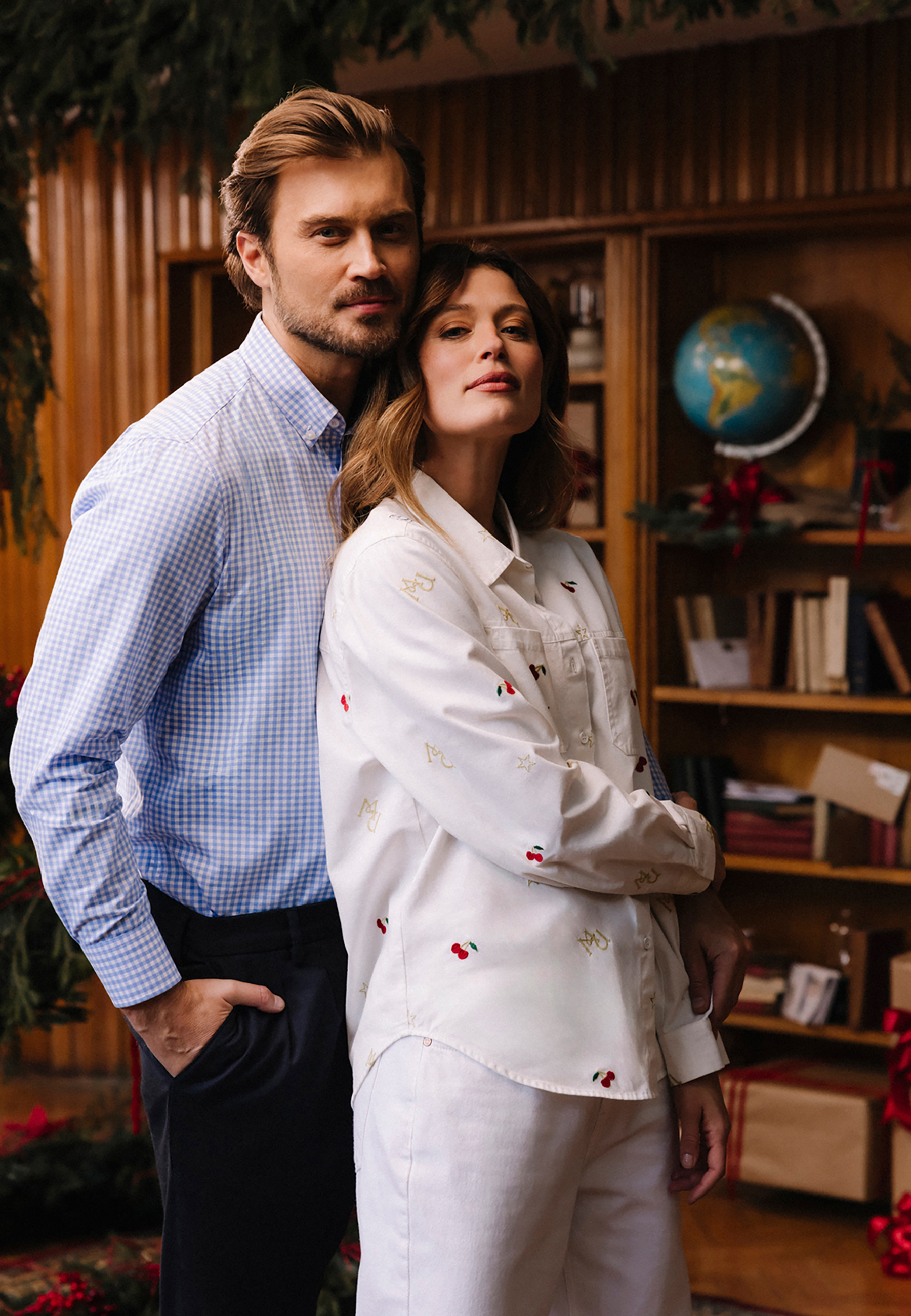 TKANINOWA KOSZULA DAMSKA Z WYSZYWANYM AUTORSKIM WZOREM — MISIA ECRU 2