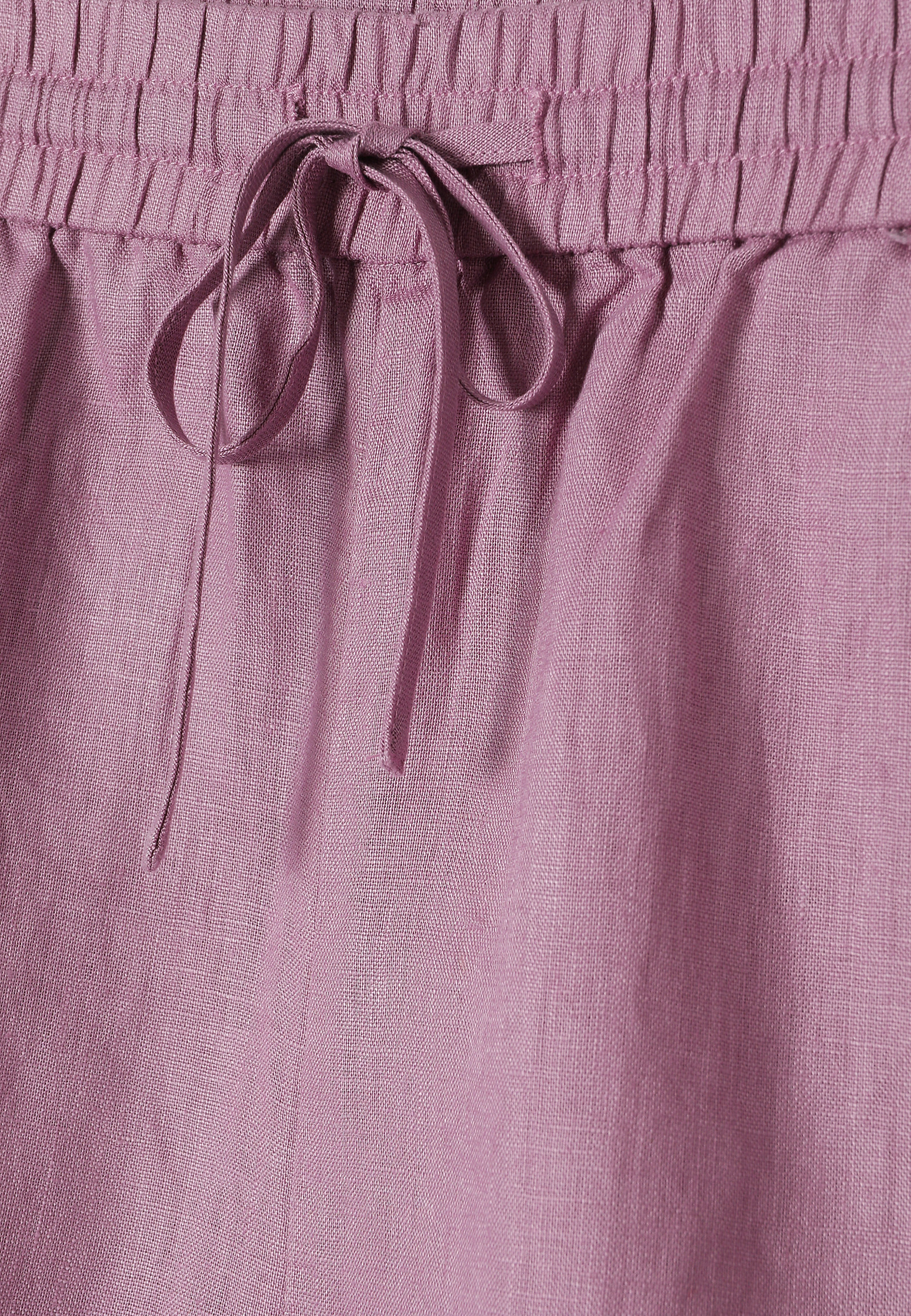 PANTALONI IZ LINA S SRAJAMI - SEVILLA PANTALONI IZ LINA S SRAJAMI - SEVILLA VIJOLIČNA 109986