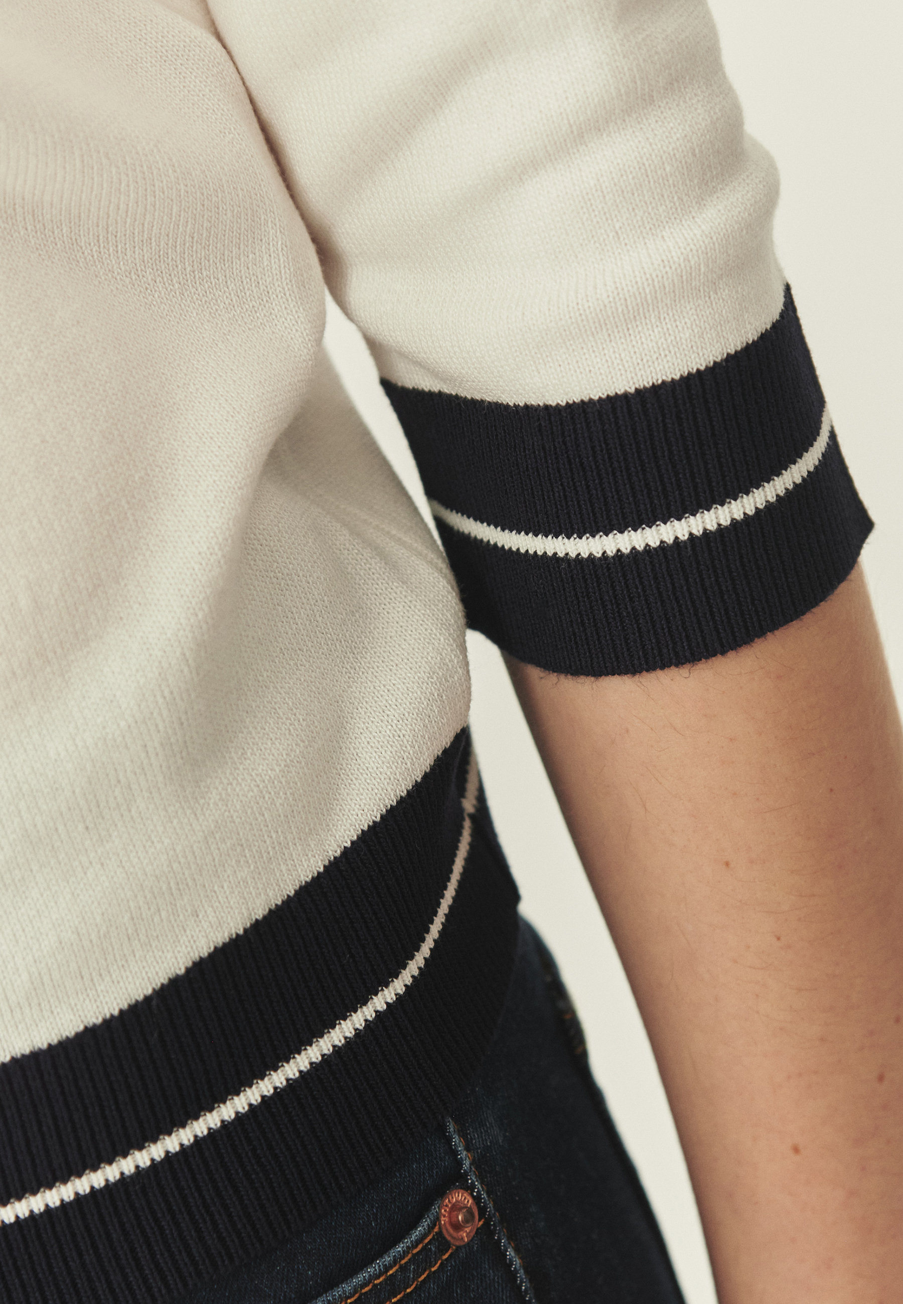 KNITTED BLOUSE MADE OF LENZING™ ECOVERO™ VISCOSE - AKI ECRU 2