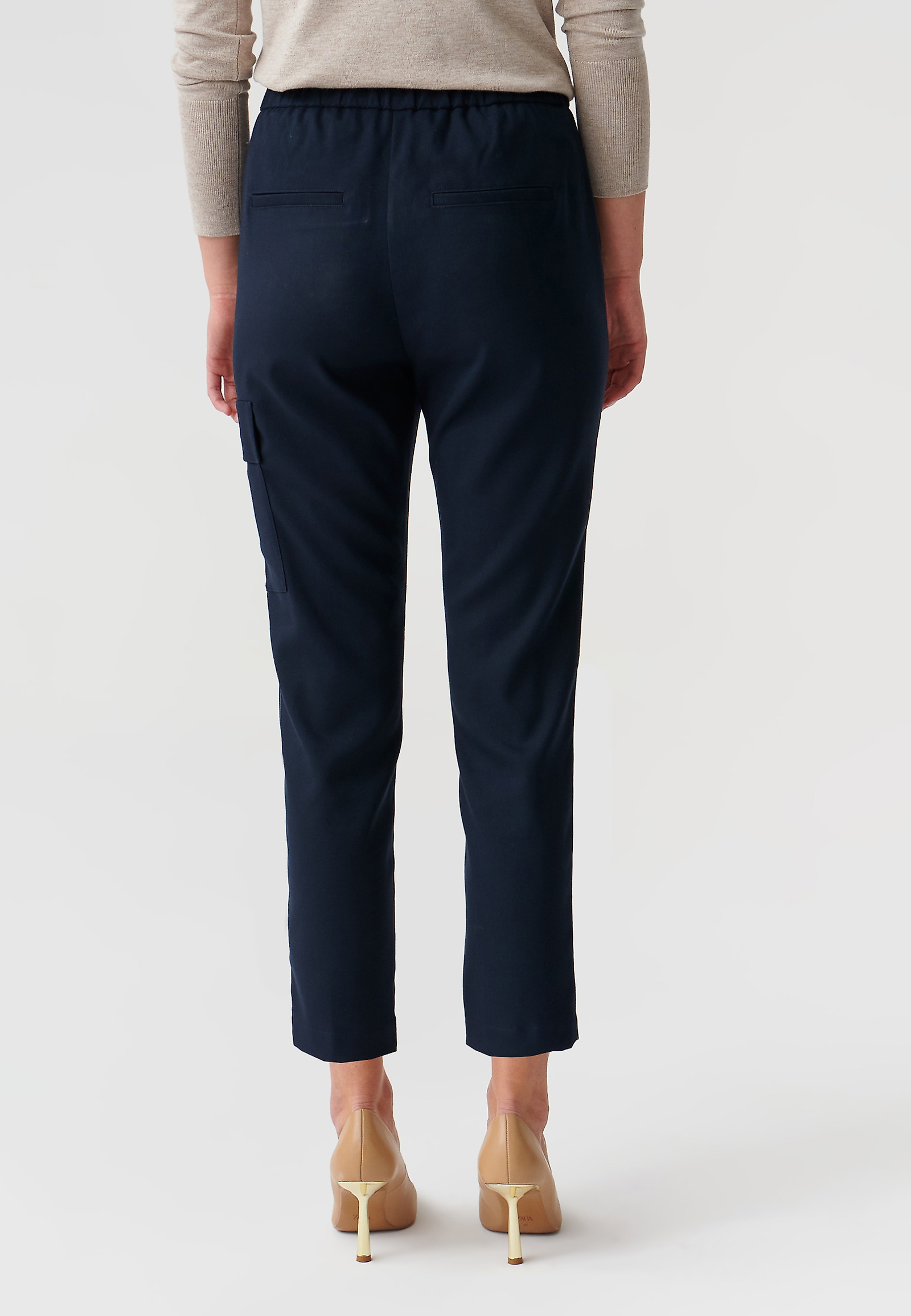 LADIES’ TROUSERS WITH DECORATIVE POCKETS TOLO LADIES’ TROUSERS WITH DECORATIVE POCKETS TOLO NAVY BLUE 90556