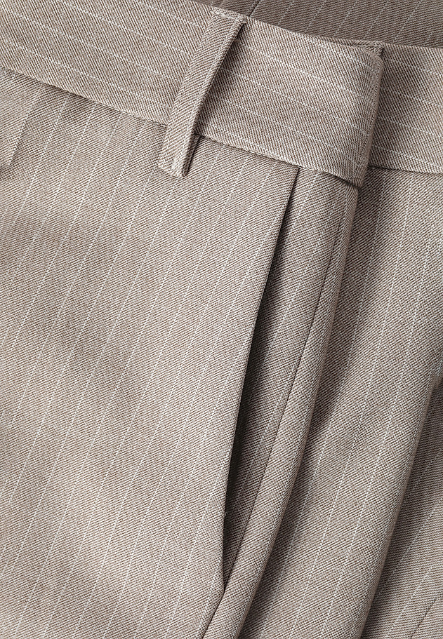 CLASSIC LADIES’ TROUSERS IN VERTICAL STRIPES - LATONI CLASSIC LADIES’ TROUSERS IN VERTICAL STRIPES - LATONI BEŻOWY 6