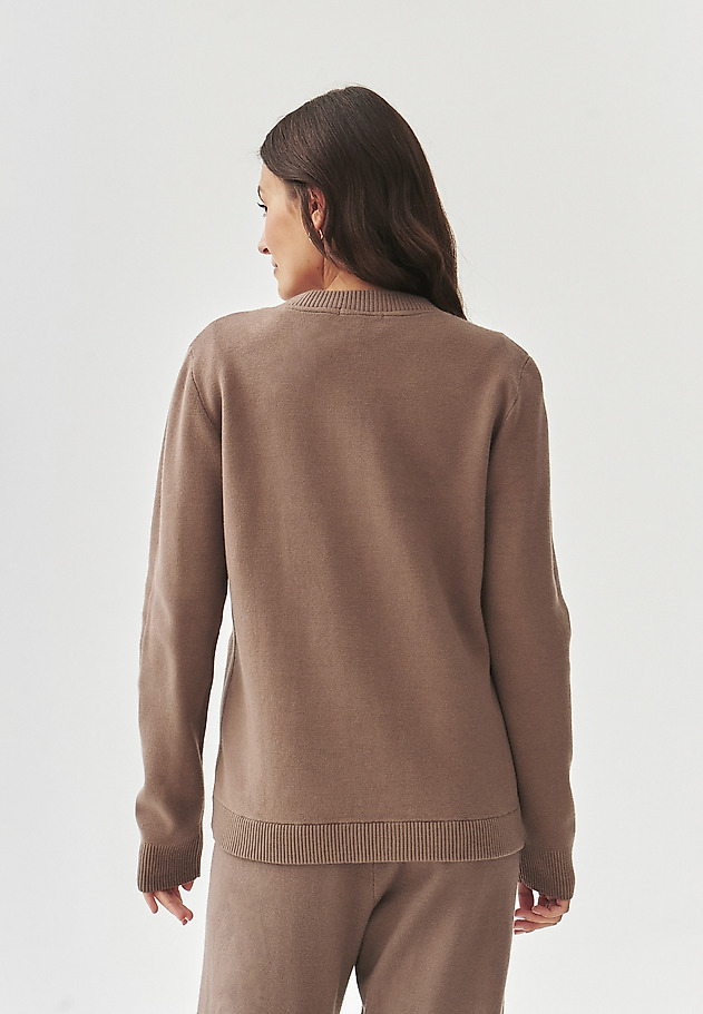 LADIES' JUMPER WITH QUILTED FRONT - KADEKO 1 LADIES' JUMPER WITH QUILTED FRONT - KADEKO 1 BEŻOWY 4