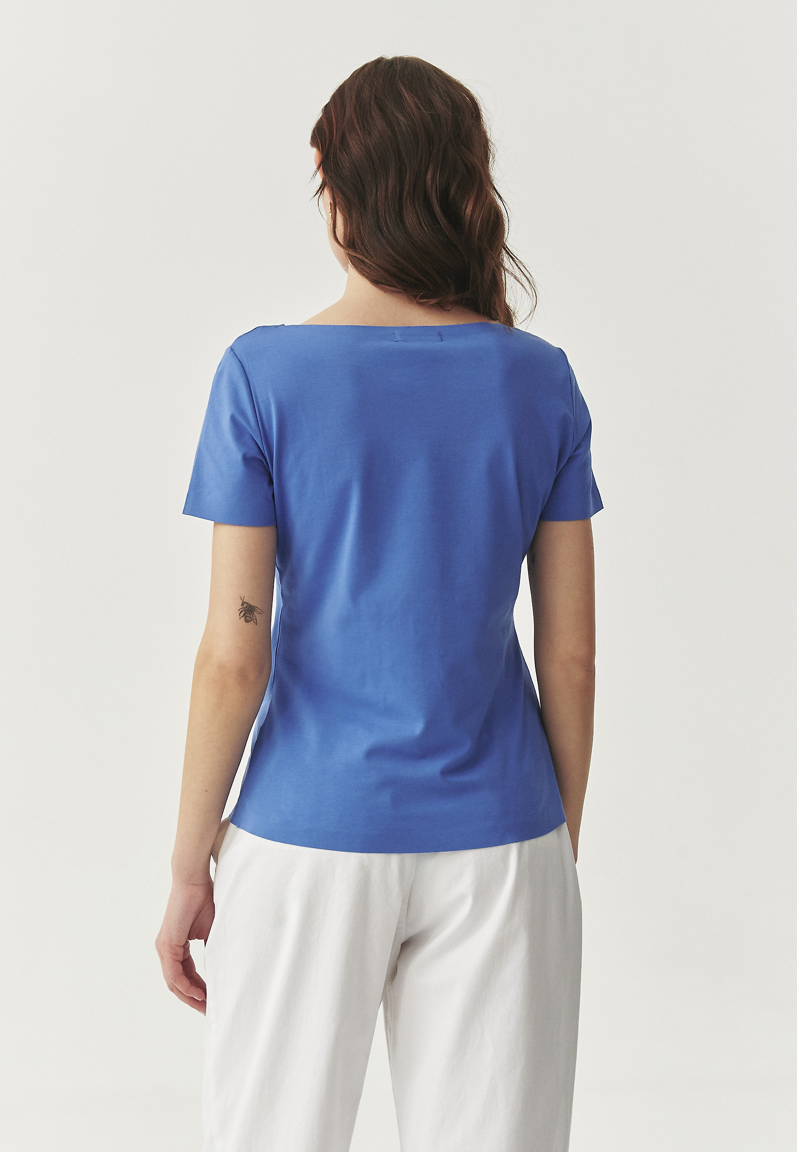 PRILAGODLJENA BOMBAŽNA BLUZA - MIKAJA PRILAGODLJENA BOMBAŽNA BLUZA - MIKAJA MODRA 111848