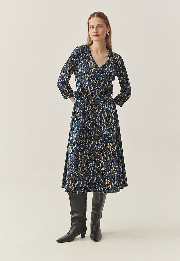 ROCHIE MIDI FEMININĂ CU DESIGN ORIGINAL - IGA ROCHIE MIDI FEMININĂ CU DESIGN ORIGINAL - IGA MULTICOLOR 1