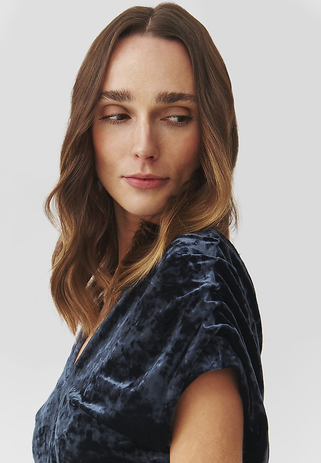 ELEGANT LADIES' DRESS IN VELVET — AKSA ELEGANT LADIES' DRESS IN VELVET — AKSA NAVY BLUE 6