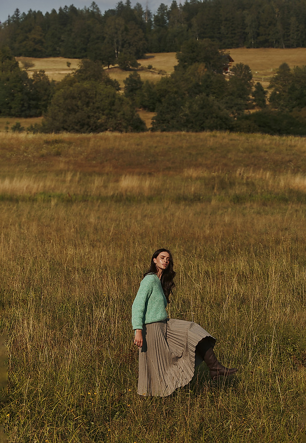 LADIES' JUMPER WITH A CREW NECKLINE — ASPEN LADIES' JUMPER WITH A CREW NECKLINE — ASPEN ZIELONY 1