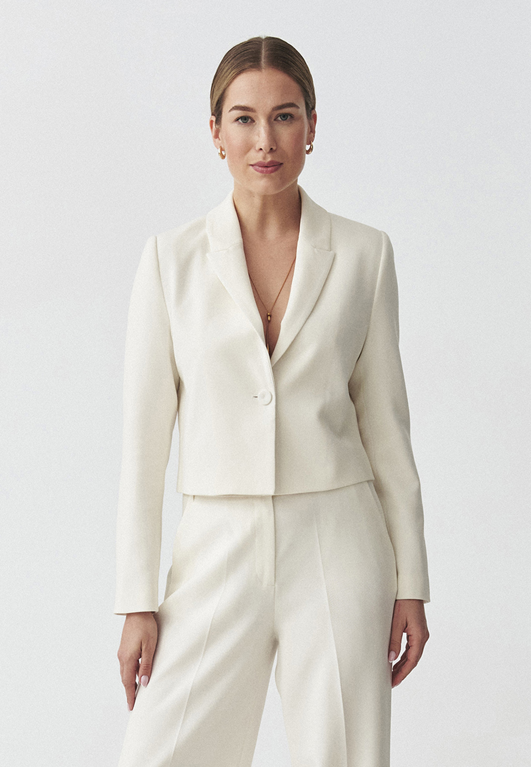 SHORT BLAZER — RENETA ECRU 2