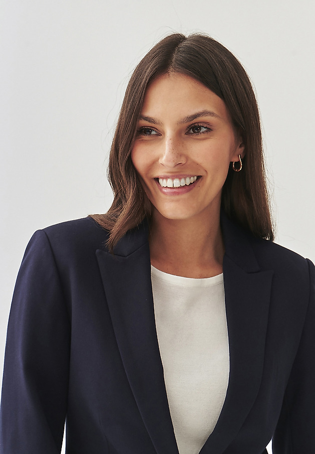CLASSIC LADIES' KNITTED JACKET - KAREMA 2 CLASSIC LADIES' KNITTED JACKET - KAREMA 2 GRANATOWY 5