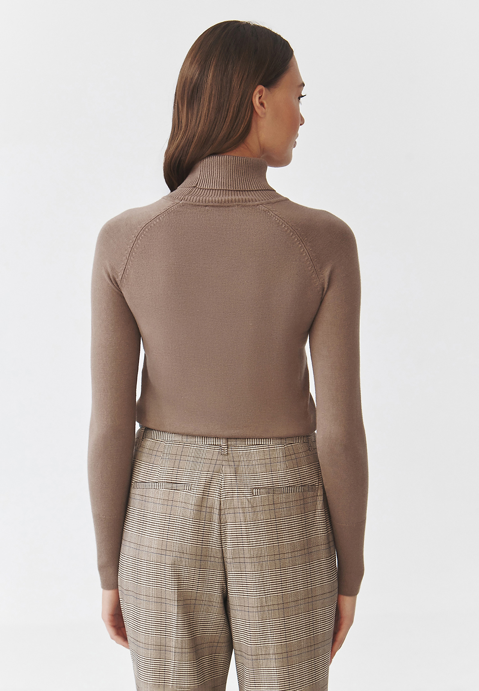 CLASSIC LADIES' TURTLENECK SWEATER - NEKOKI CLASSIC LADIES' TURTLENECK SWEATER - NEKOKI BEIGE 100585