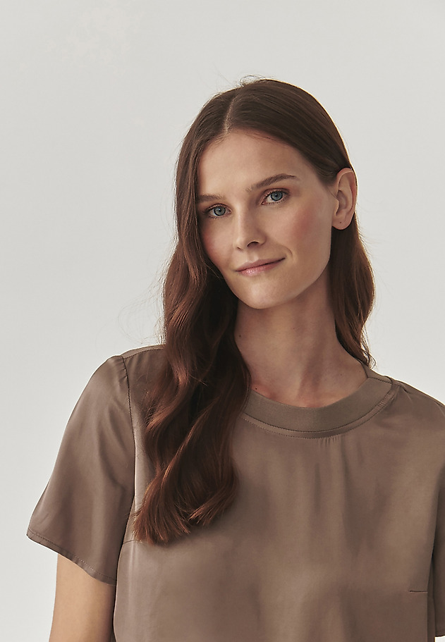 LADIES’ SHORT-SLEEVED BLOUSE - MALTO LADIES’ SHORT-SLEEVED BLOUSE - MALTO BEŻOWY 4