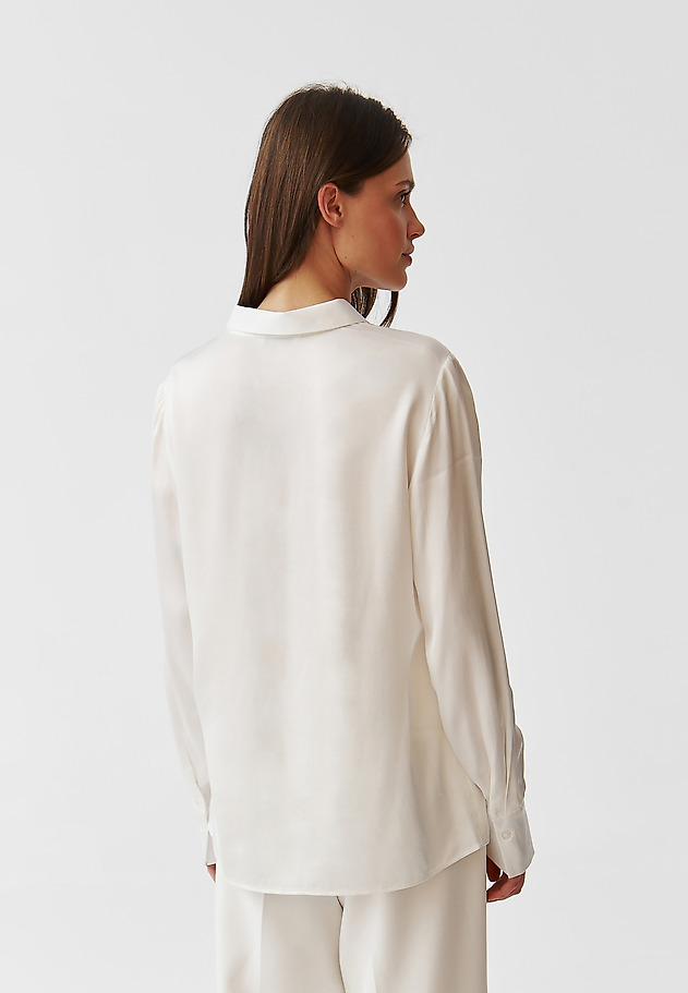 LADIES’ SATIN STYLISH BLOUSE - NIKA LADIES’ SATIN STYLISH BLOUSE - NIKA ECRU 3