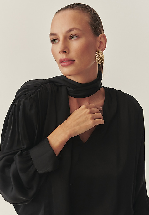 LADIES' KNITTED BLOUSE WITH NECK TIE — UMA BLACK 2