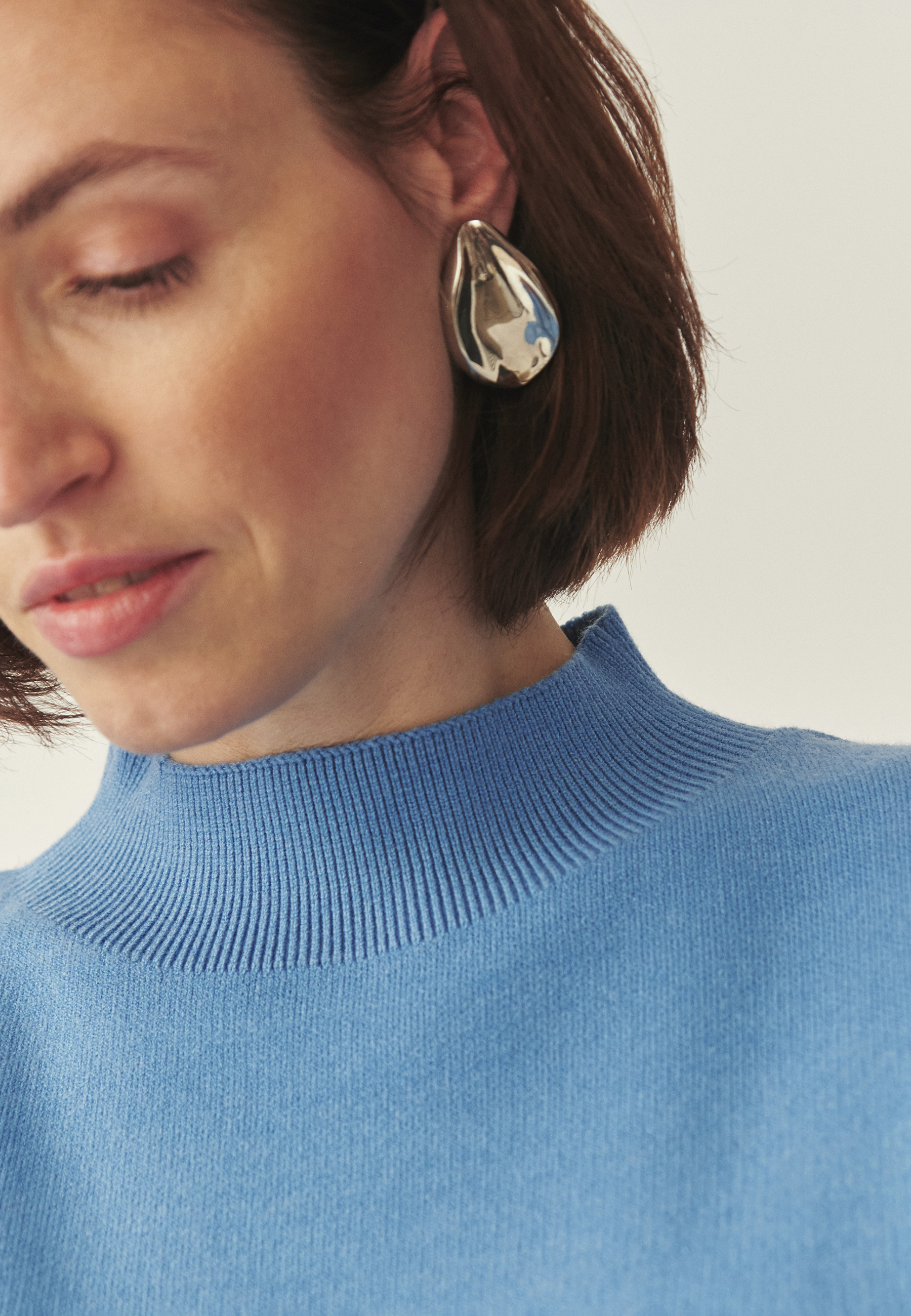 CASUAL TURTLENECK WITH LENZING™ ECOVERO™ VISCOSE - COLLIN BLUE 2