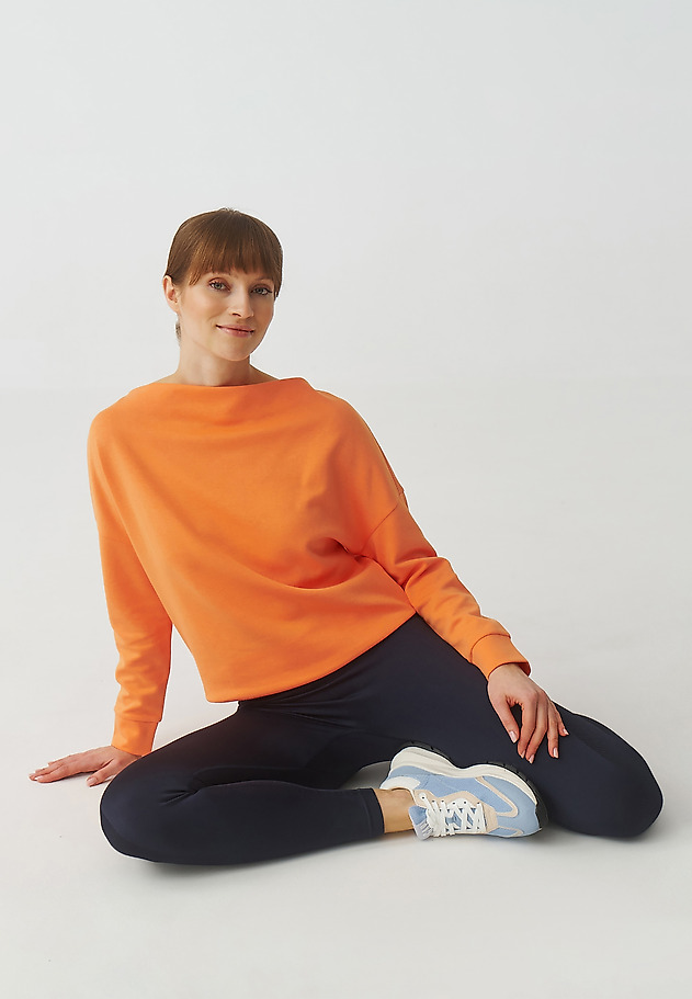 LADIES’ SWEATSHIRT WITH WATER NECKLINE - SILVANA LADIES’ SWEATSHIRT WITH WATER NECKLINE - SILVANA POMARAŃCZOWY 1