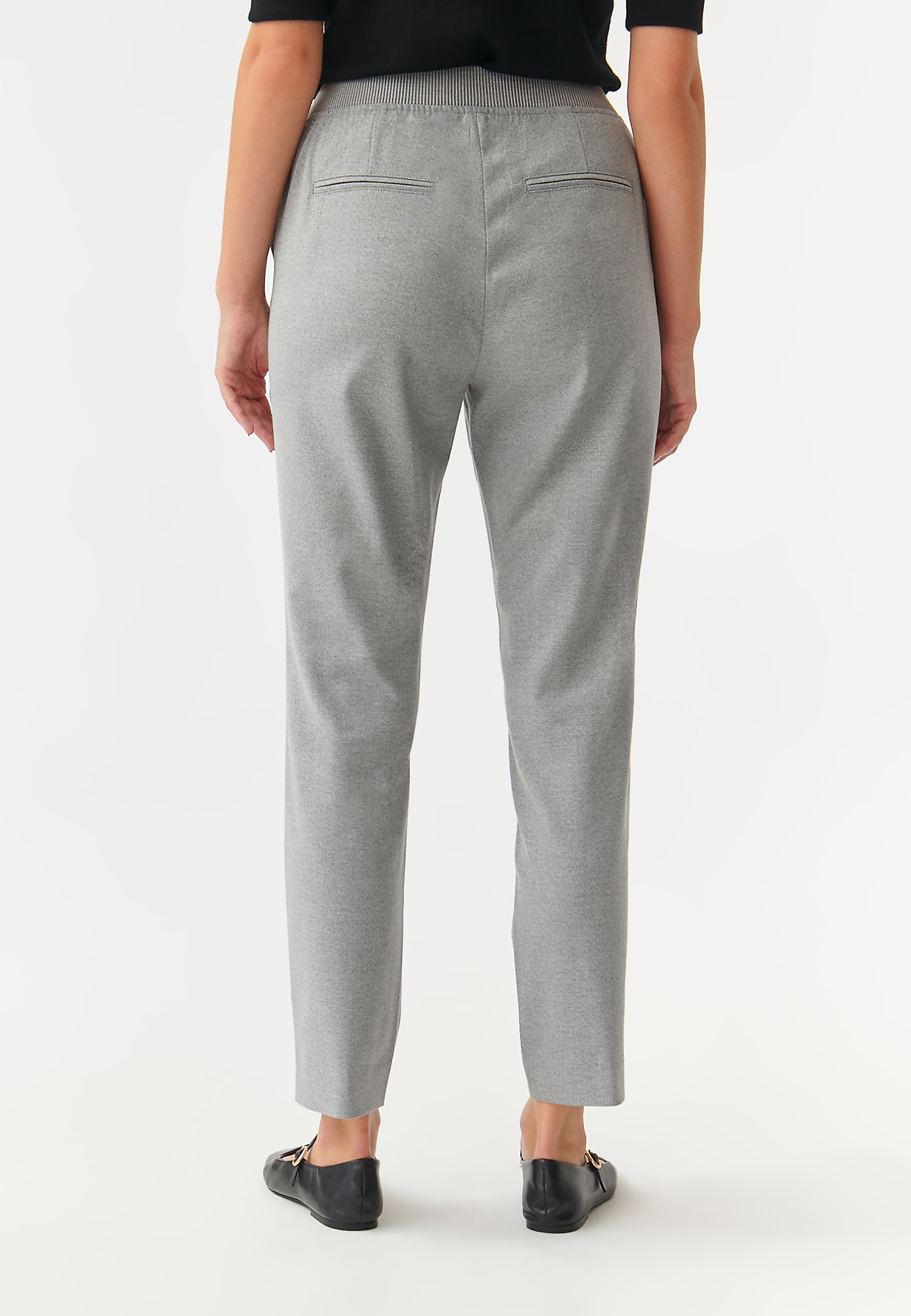 DÁMSKÉ PLÁTĚNÉ KALHOTY UPNUTÉHO STŘIHU OLIA DÁMSKÉ PLÁTĚNÉ KALHOTY UPNUTÉHO STŘIHU OLIA ŠEDÁ 94356