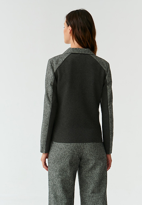 JACHETĂ SCURTĂ DE DAMĂ, DIN ȚESĂTURĂ ȘI TRICOT RIBO MULTICOLOR 2