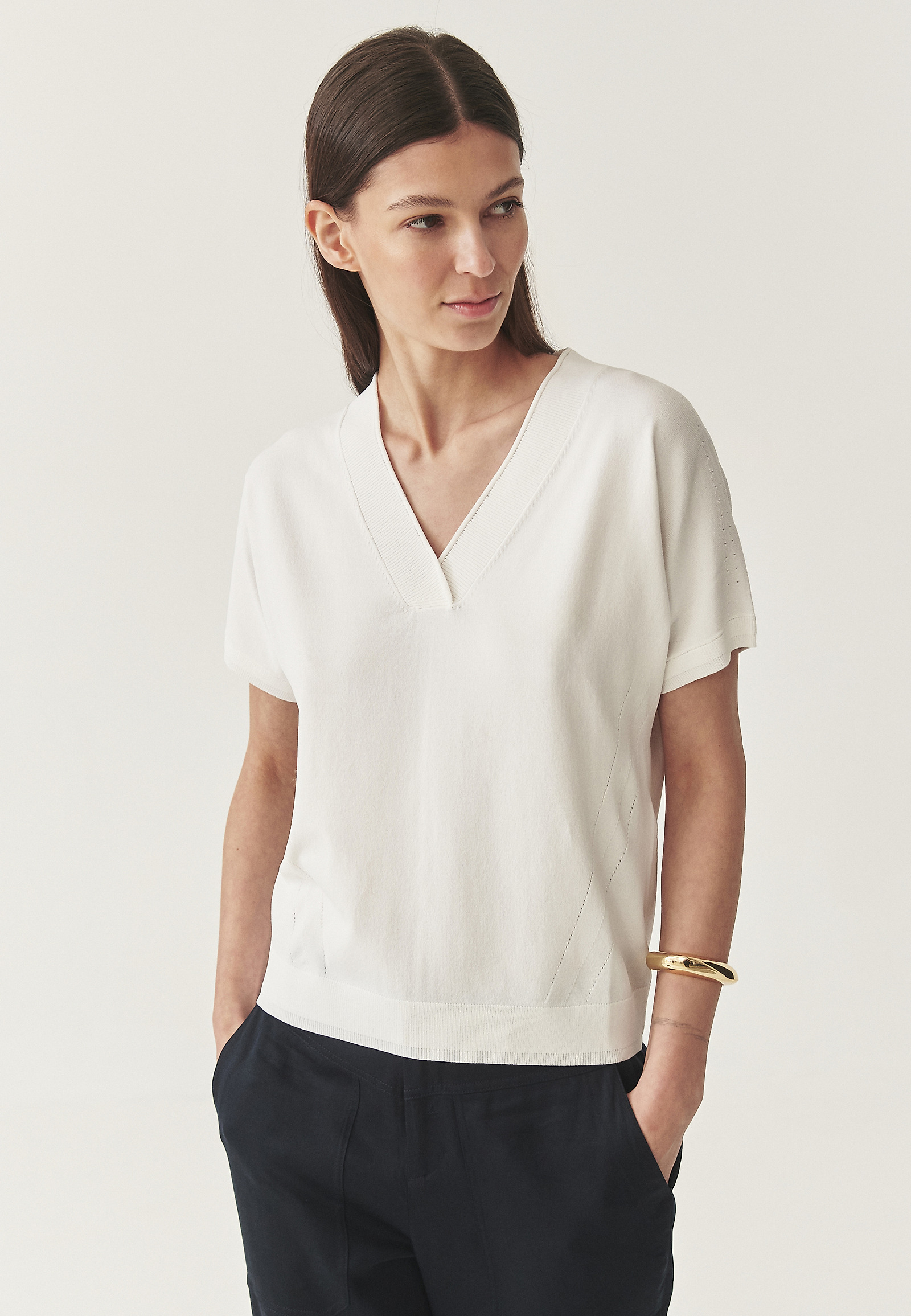 OHLAPNA BLUZA IZ UDOBNE VOLNE - INEZA OHLAPNA BLUZA IZ UDOBNE VOLNE - INEZA ECRU 112801